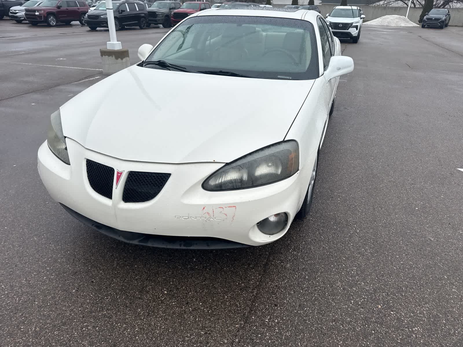 Thumbnail: 2008 Pontiac Grand Prix - 3