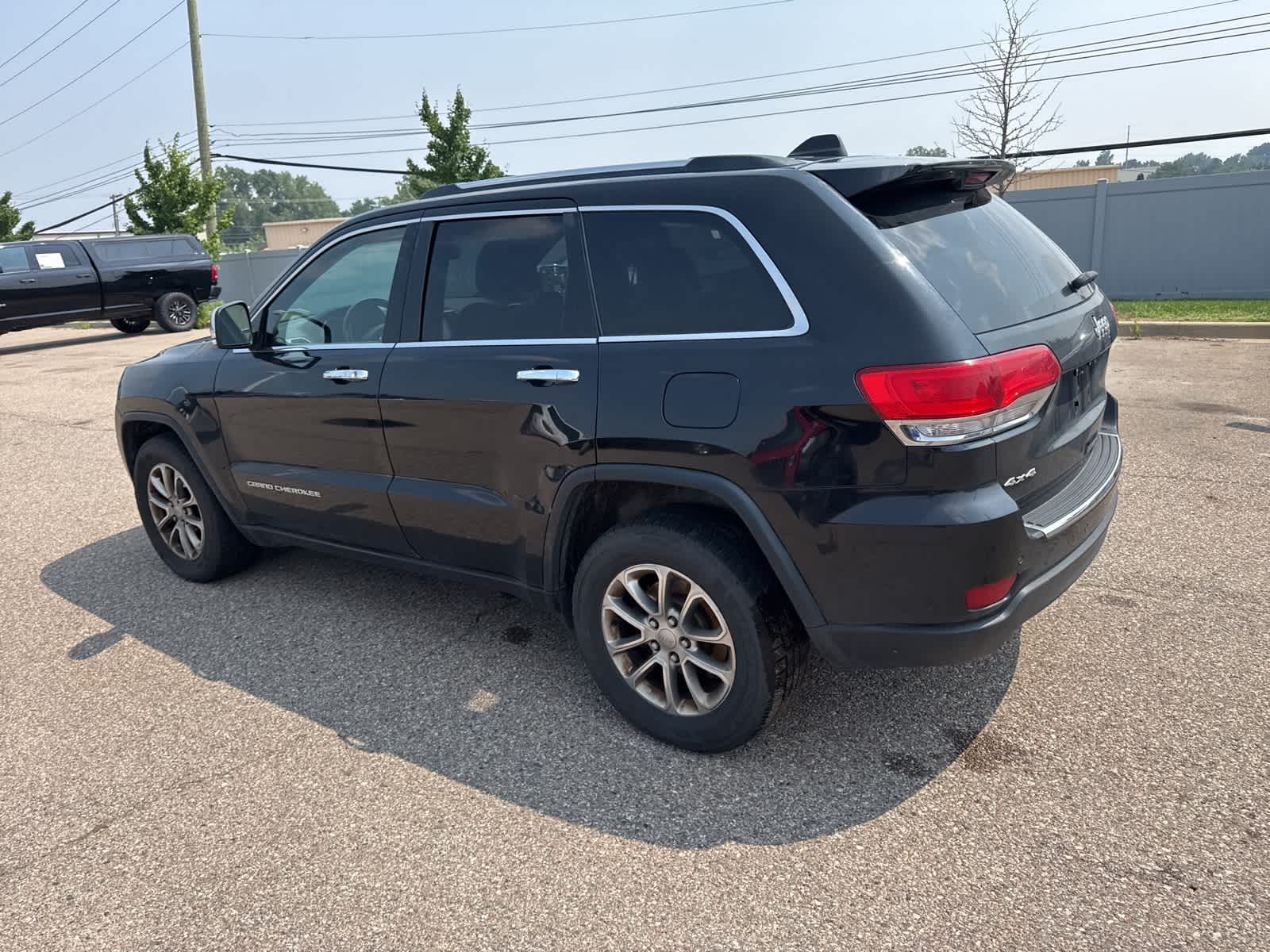 Thumbnail: 2015 Jeep Grand Cherokee - 23