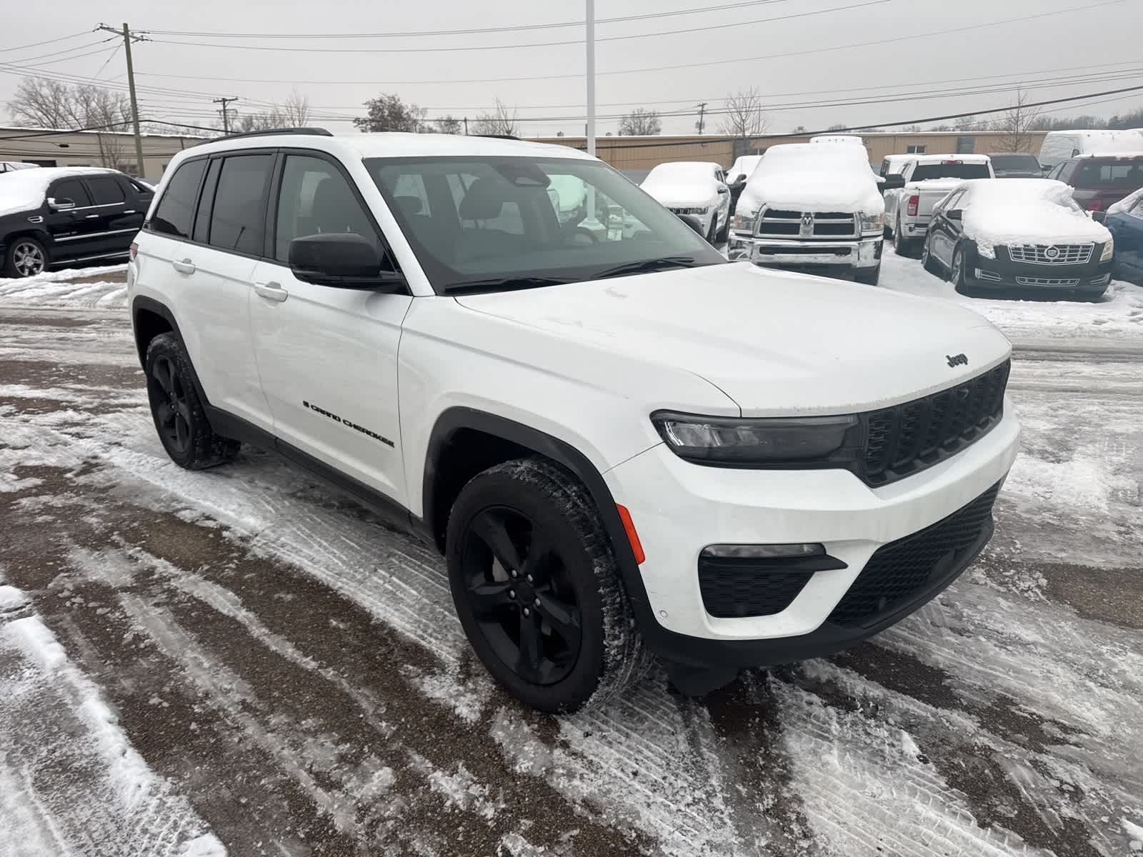 Thumbnail: 2023 Jeep Grand Cherokee - 5
