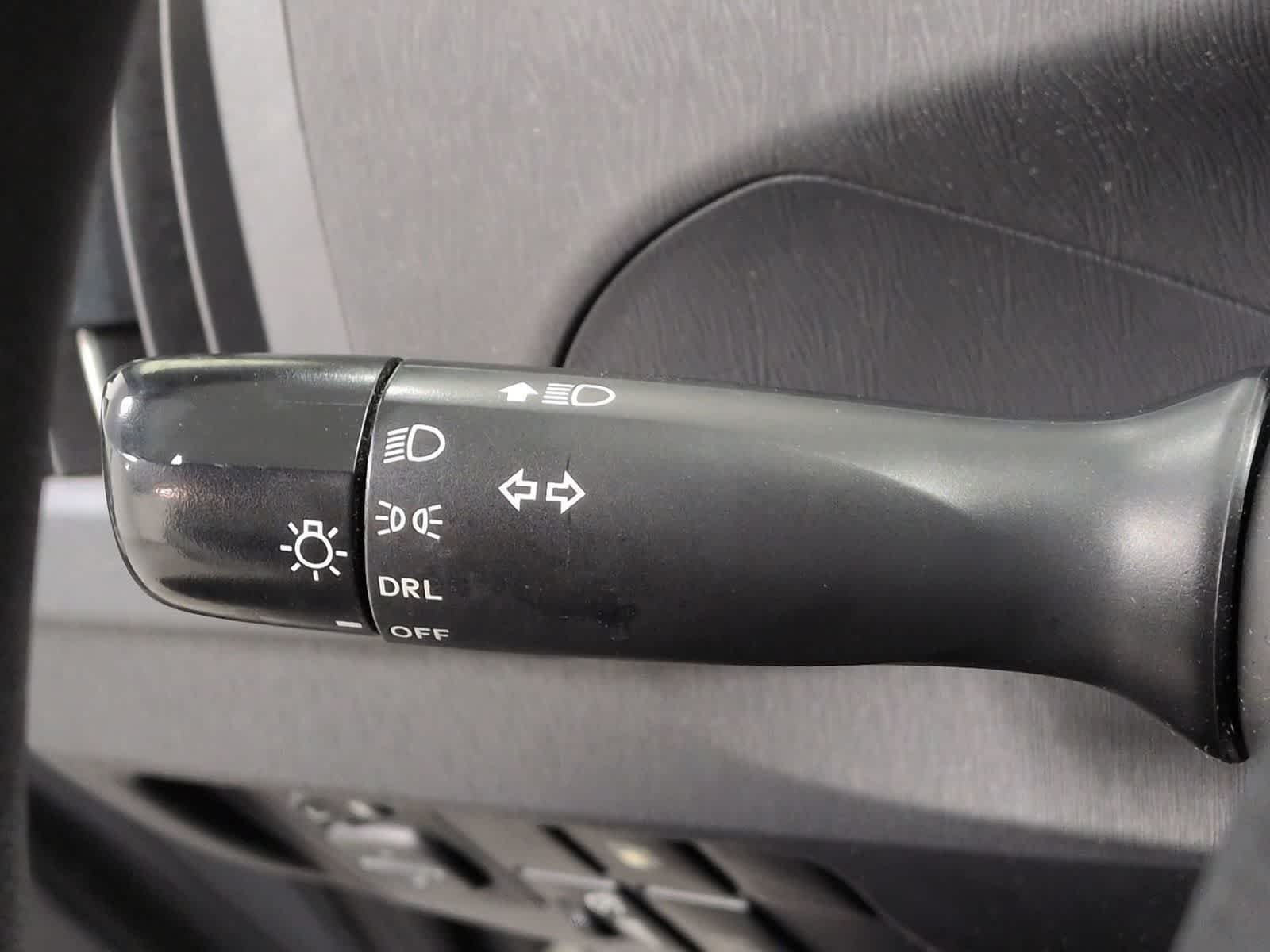 Thumbnail: 2012 Toyota Prius - 27