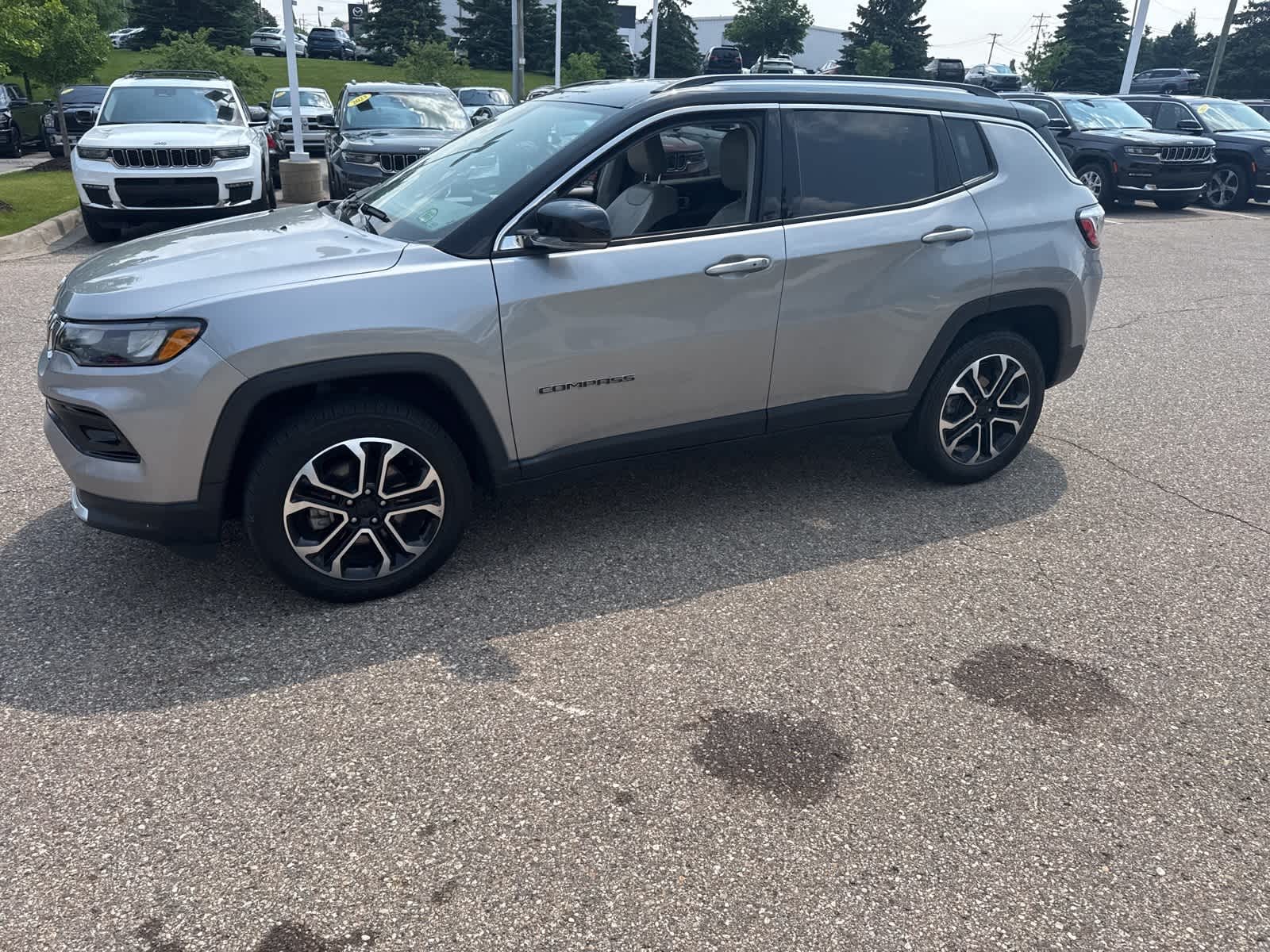 2022 Jeep Compass Limited 24