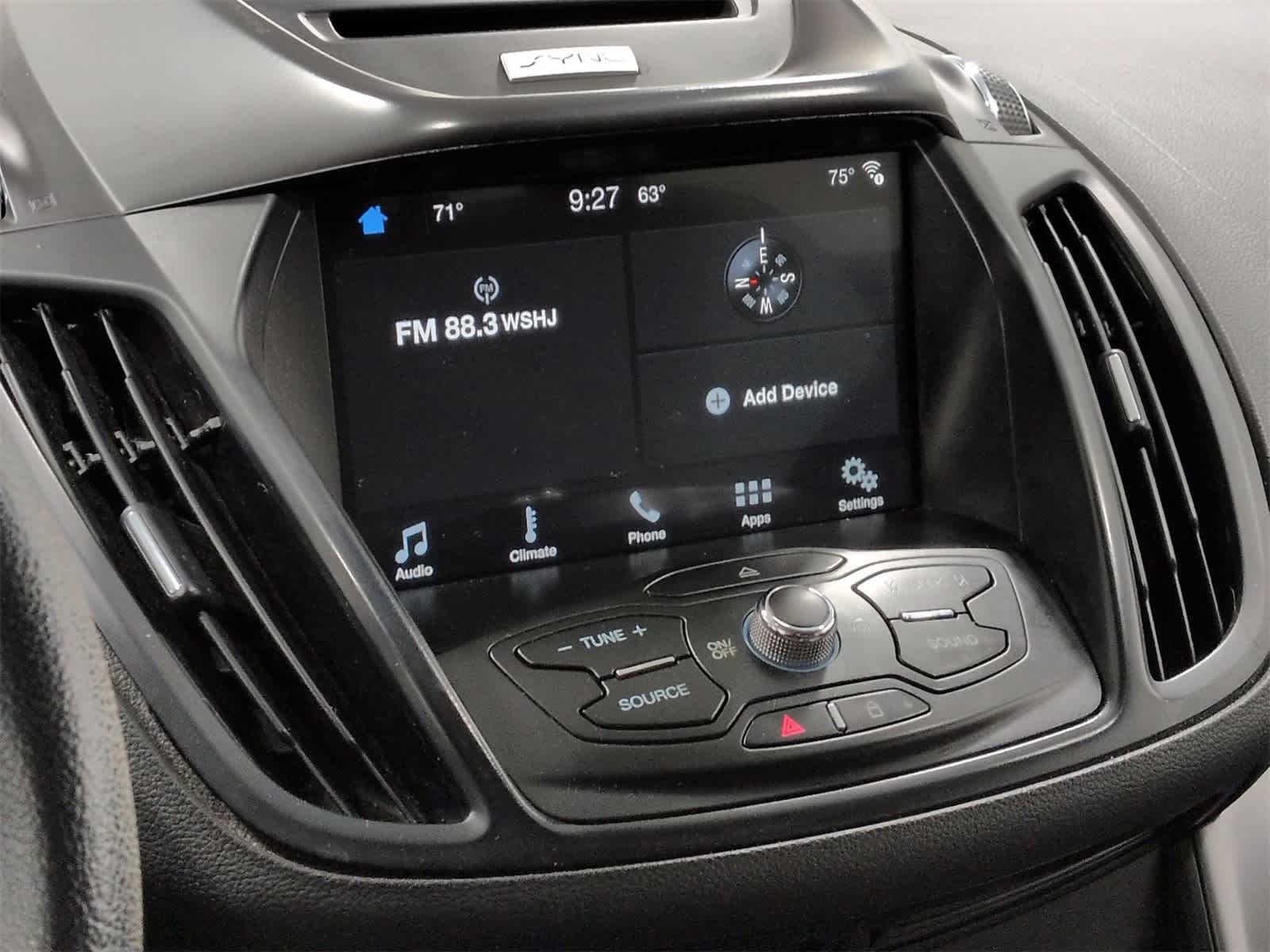 Thumbnail: 2016 Ford Escape - 28