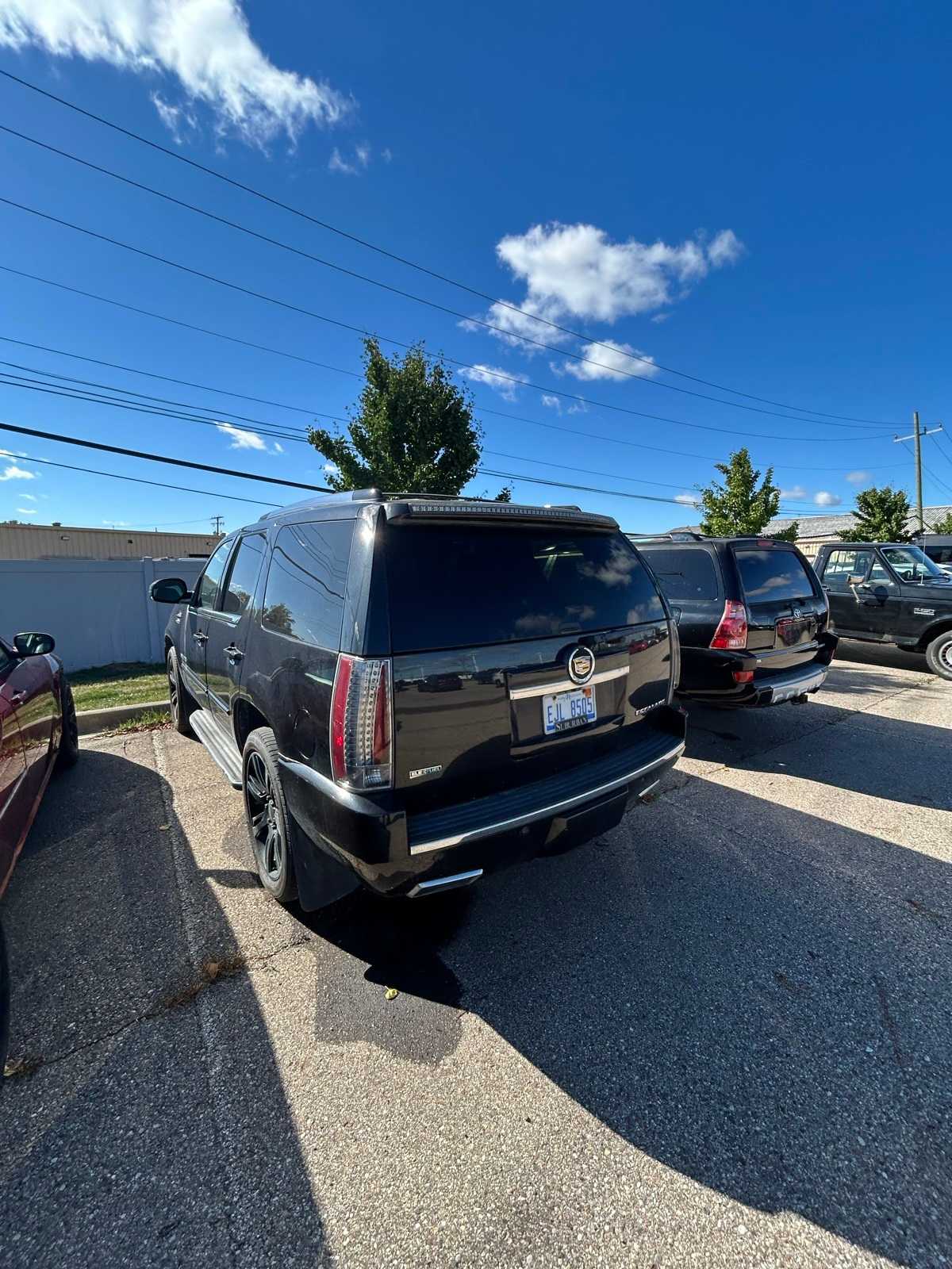 Thumbnail: 2012 Cadillac Escalade - 14