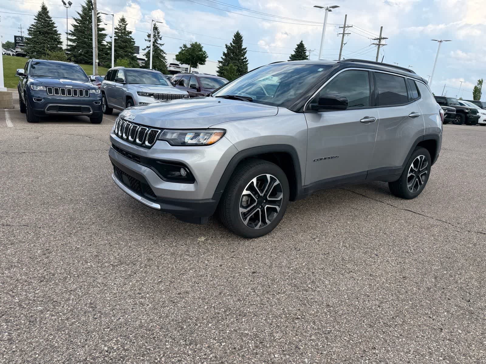 2023 Jeep Compass Limited 4X4's photo