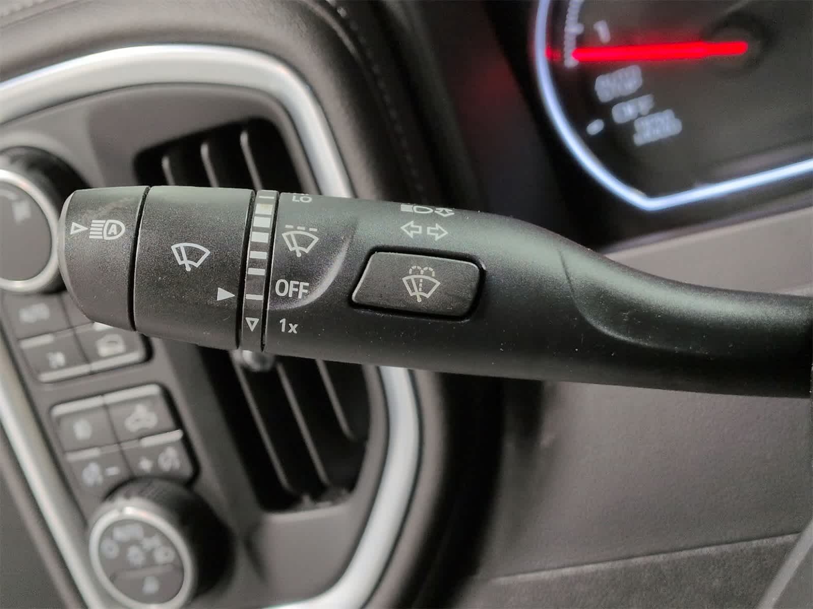 Thumbnail: 2019 Chevrolet Silverado 1500 - 28