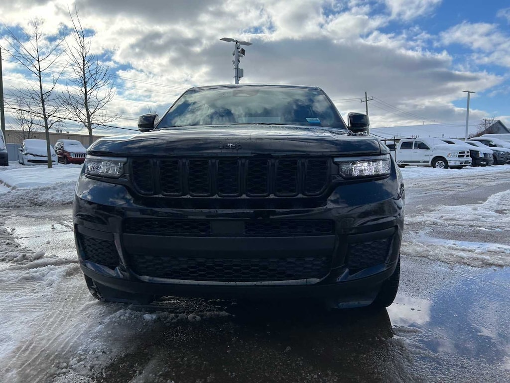 Certified 2023 Jeep Grand Cherokee L Altitude SUV