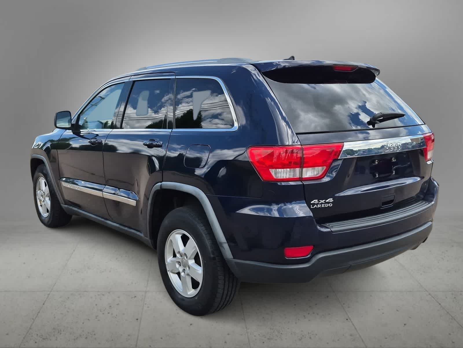 Thumbnail: 2012 Jeep Grand Cherokee - 6