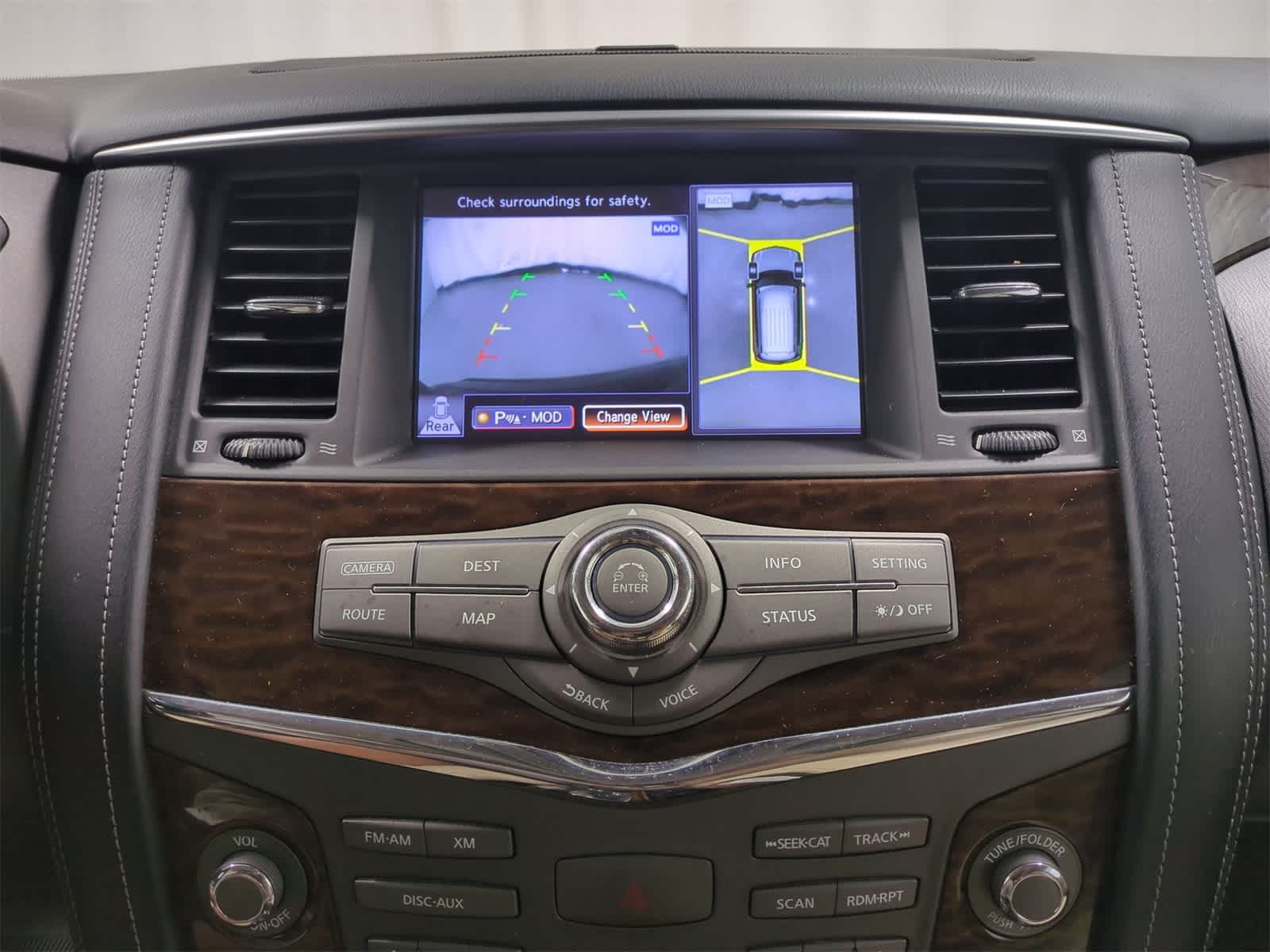 Thumbnail: 2017 Nissan Armada - 32