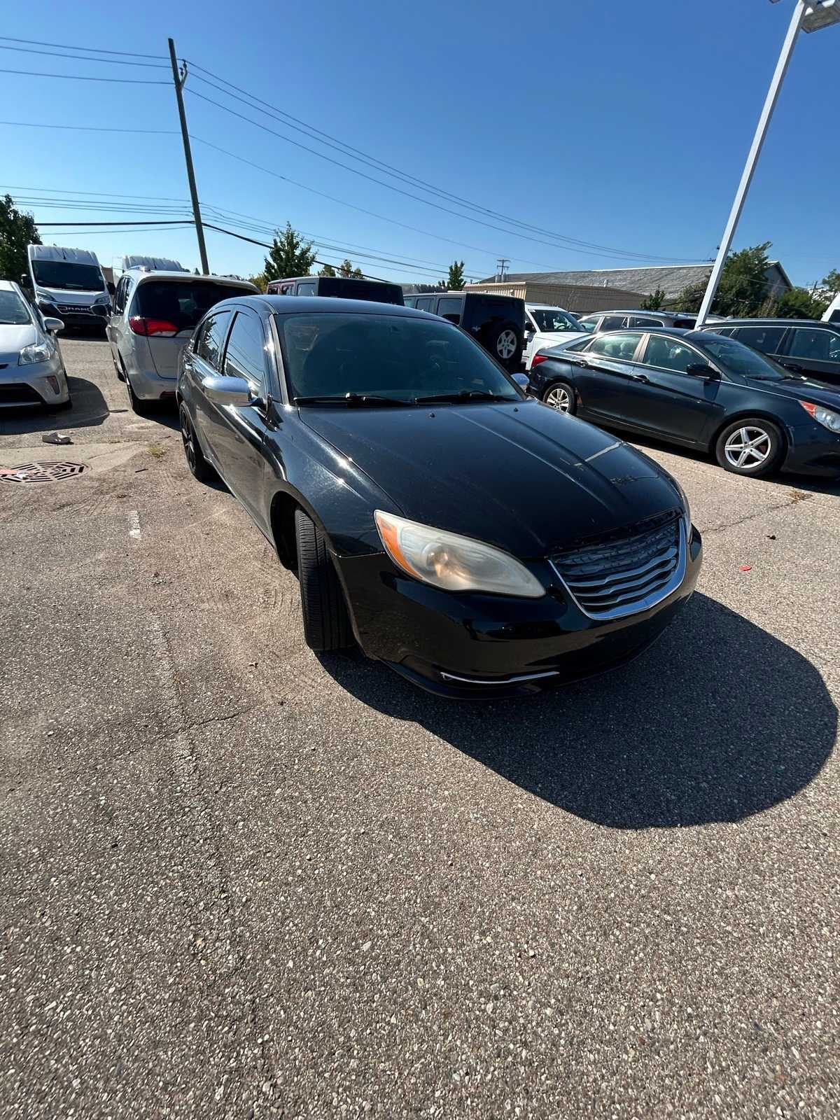 Thumbnail: 2013 Chrysler 200 - 7