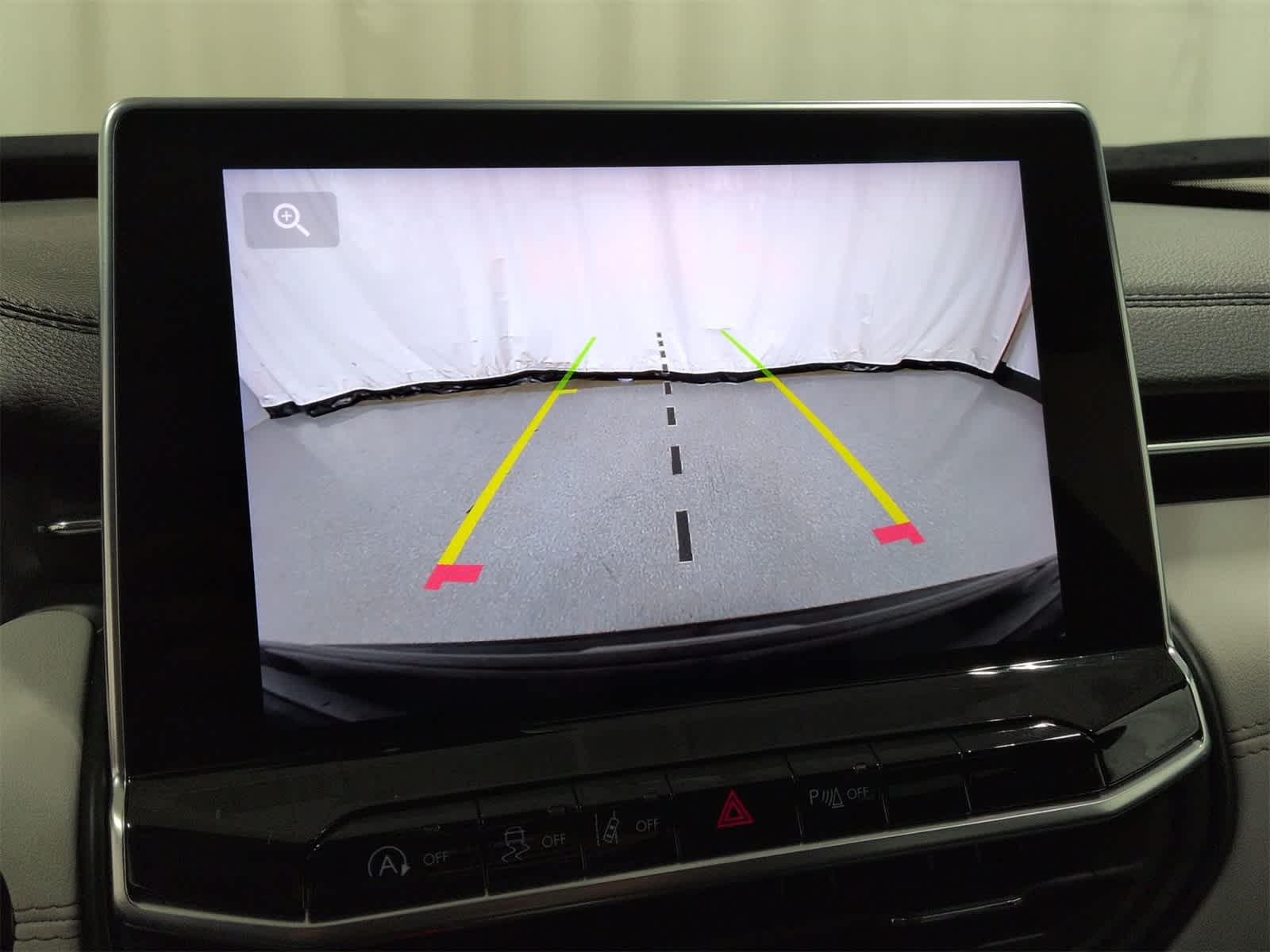 Thumbnail: 2023 Jeep Compass - 29