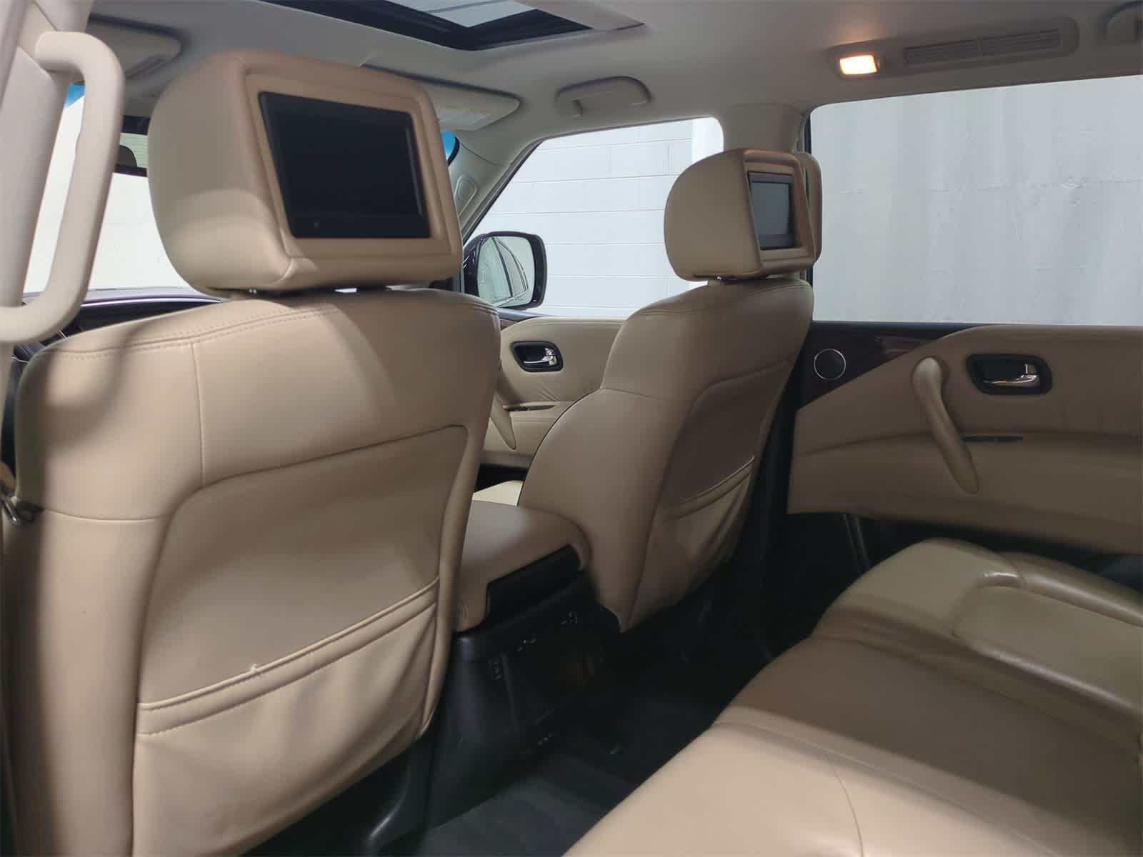 Thumbnail: 2017 Nissan Armada - 19
