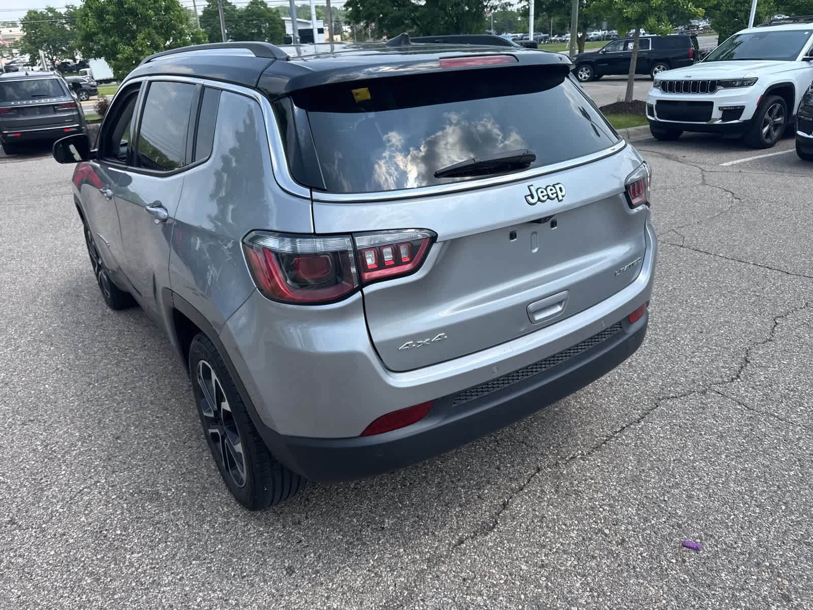 2022 Jeep Compass Limited 18