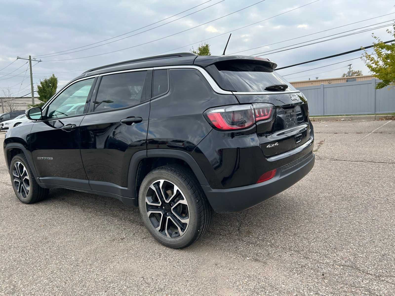 Thumbnail: 2022 Jeep Compass - 20