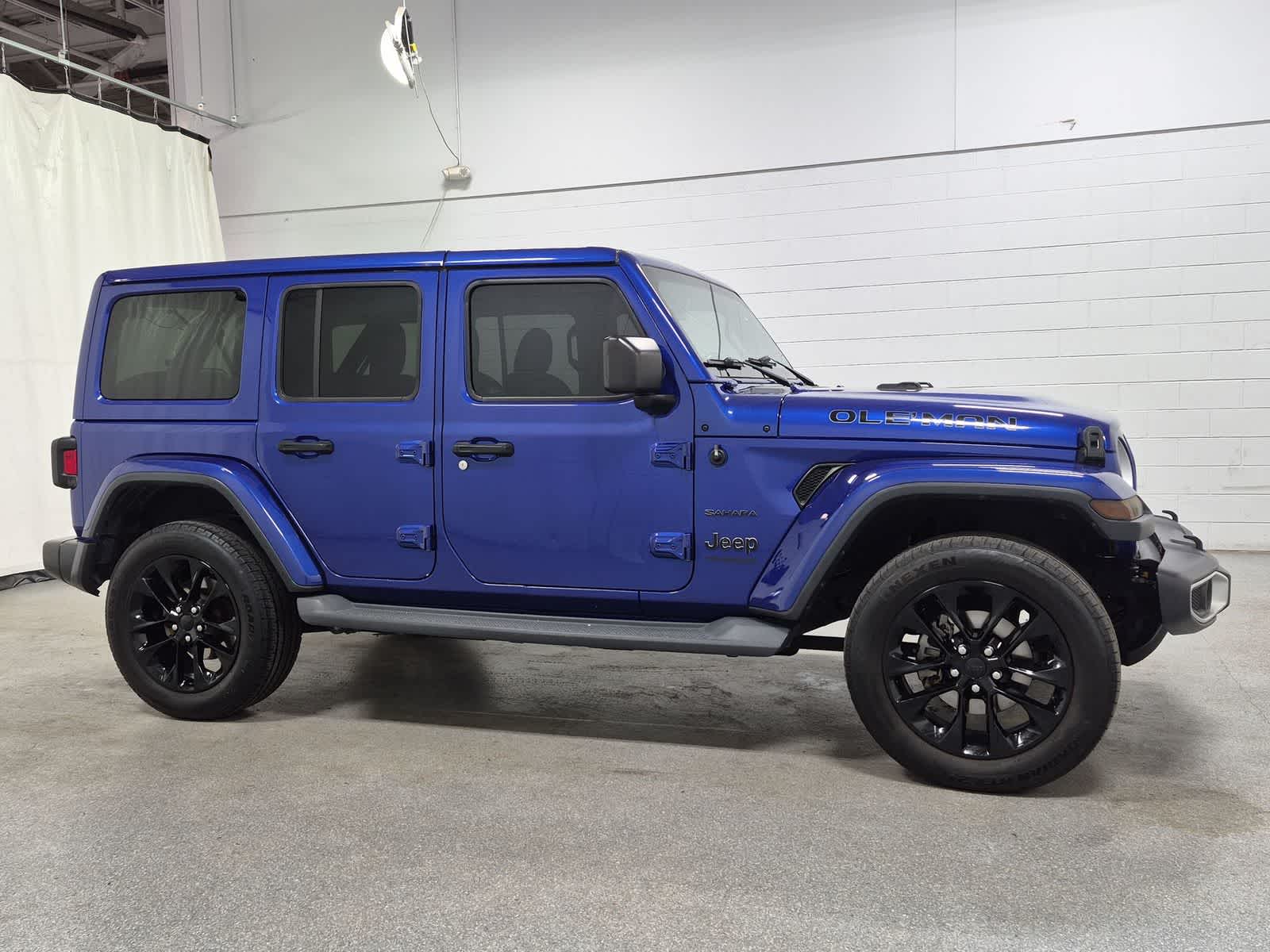 Thumbnail: 2019 Jeep Wrangler - 15