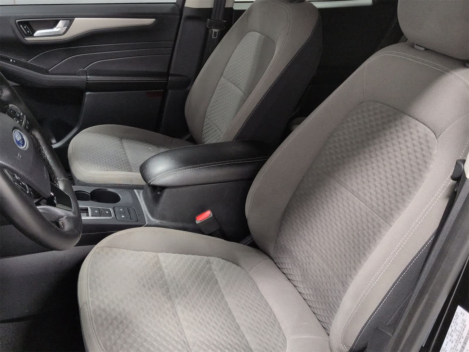 Thumbnail: 2021 Ford Escape - 17