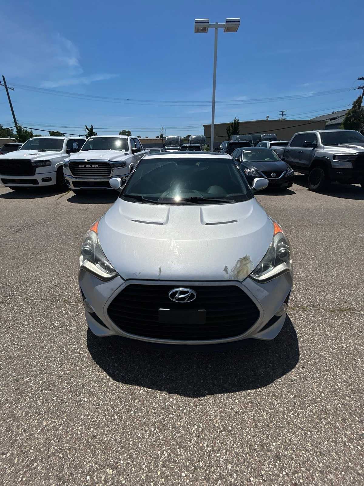 Thumbnail: 2015 Hyundai Veloster - 7