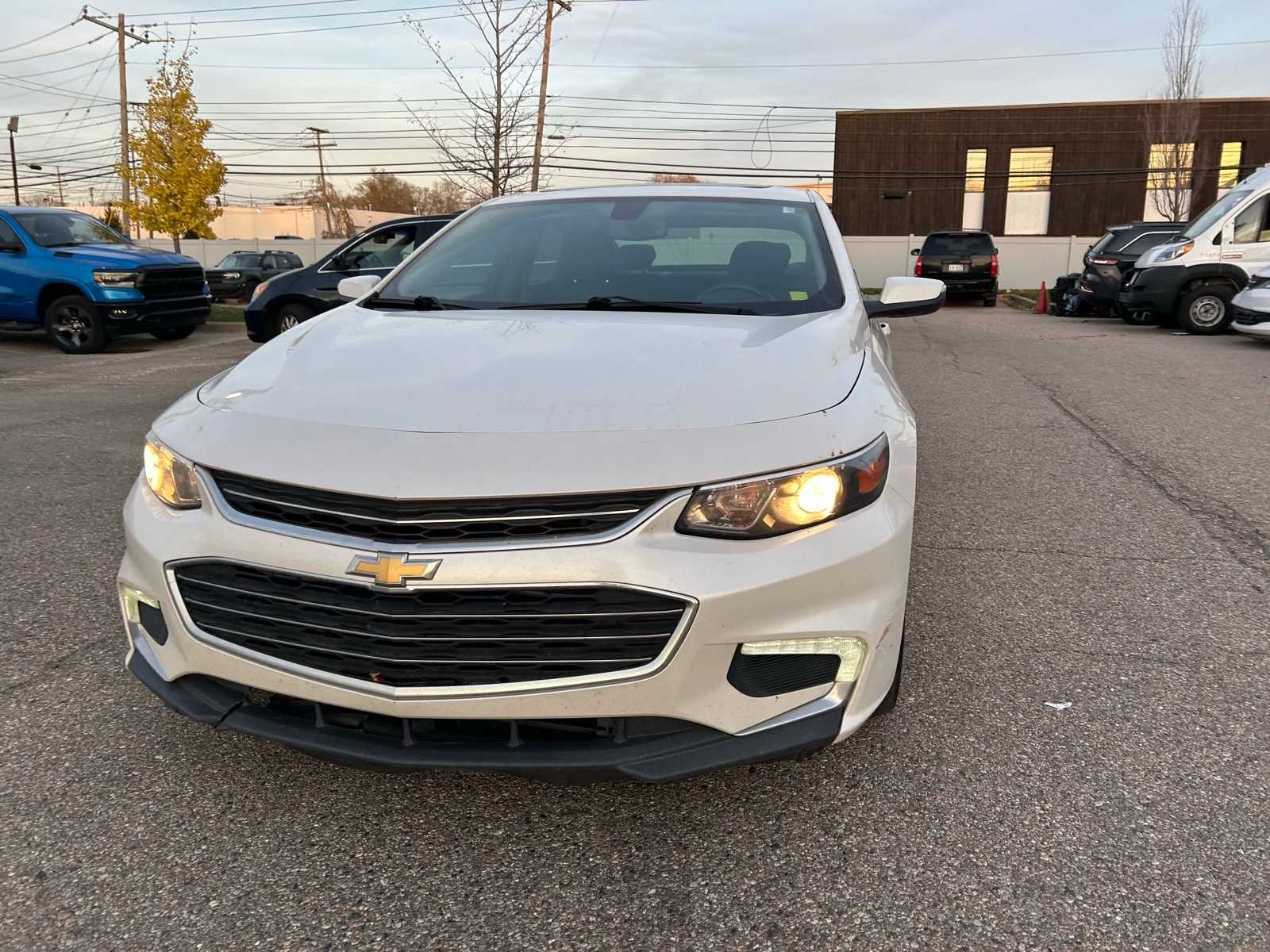 Thumbnail: 2016 Chevrolet Malibu - 2
