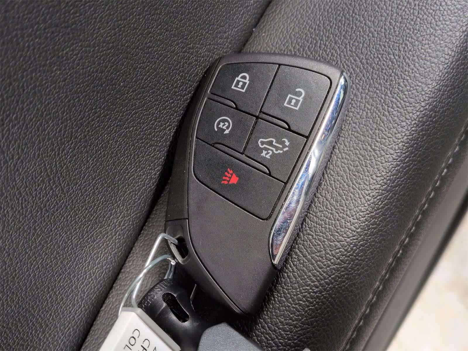 Thumbnail: 2023 Chevrolet Colorado - 35