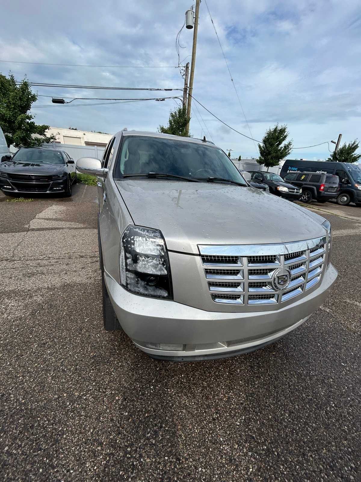 Thumbnail: 2008 Cadillac Escalade - 4