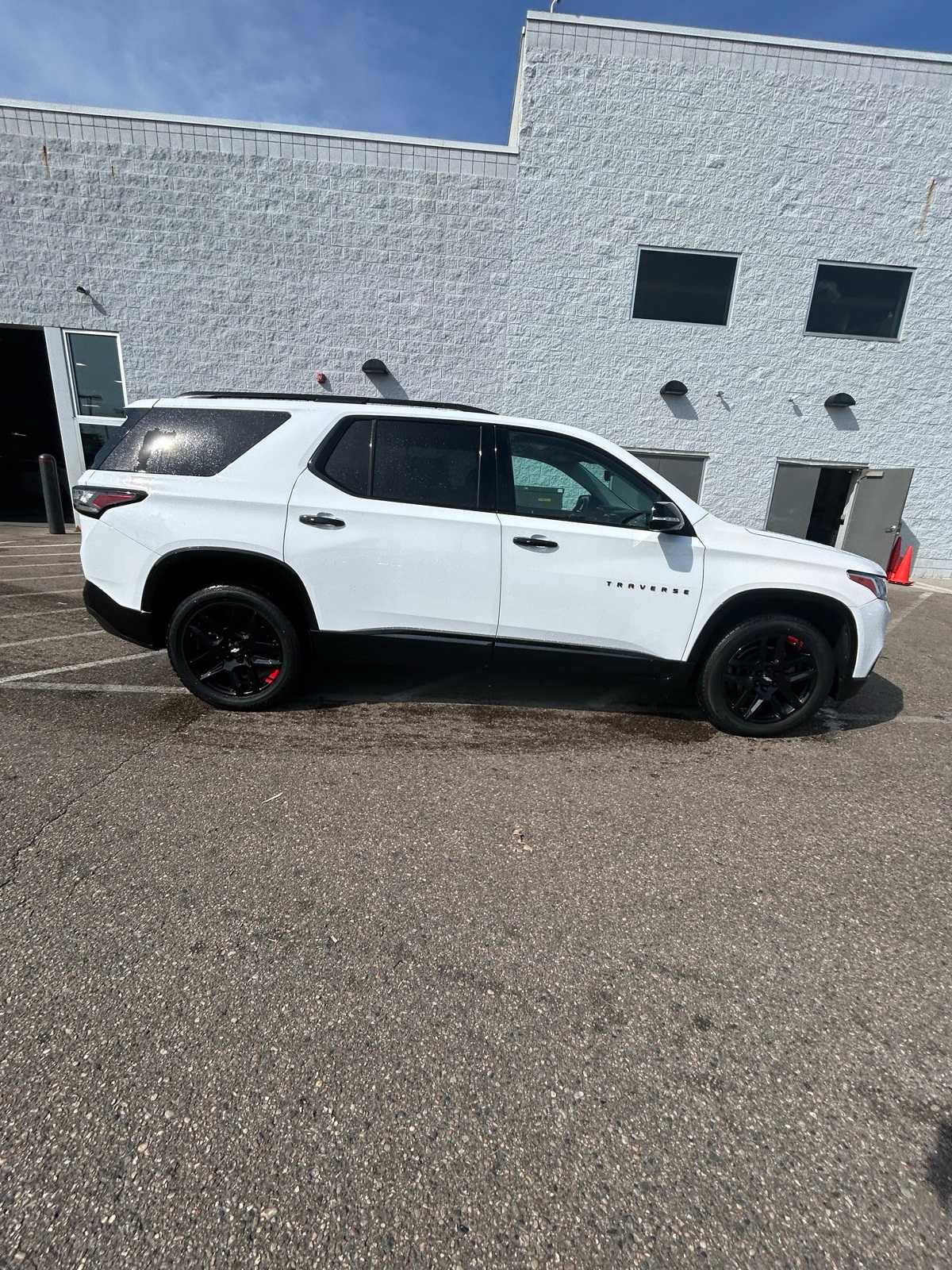 Thumbnail: 2020 Chevrolet Traverse - 15