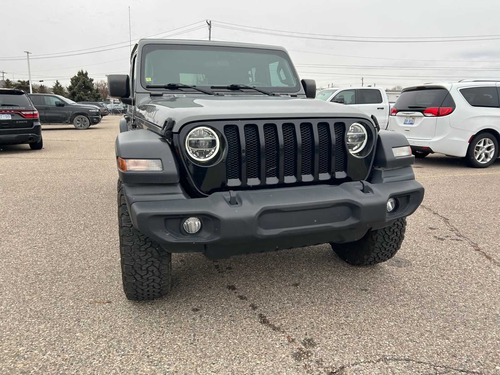 Thumbnail: 2020 Jeep Wrangler - 3
