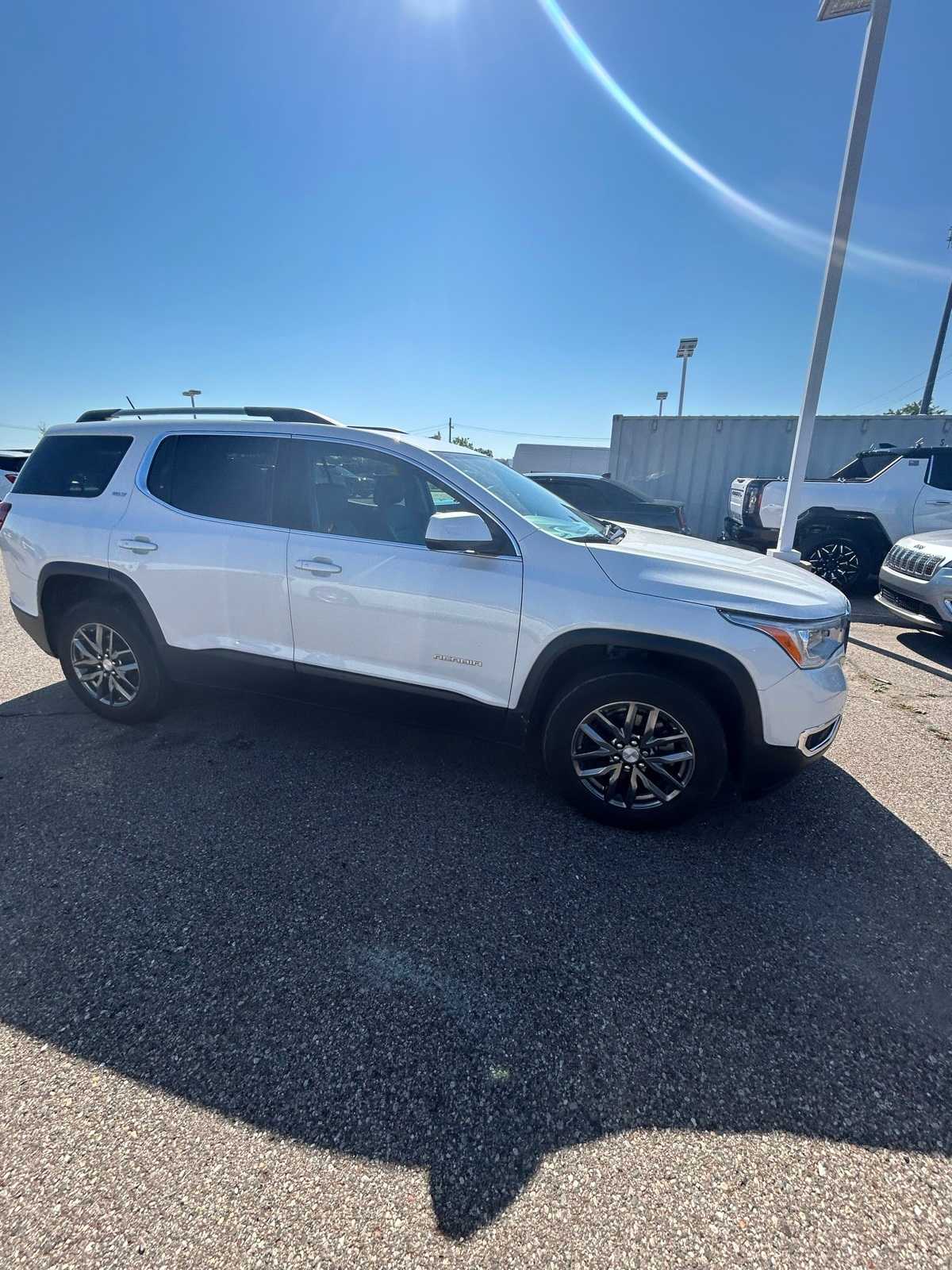 Thumbnail: 2019 GMC Acadia - 8