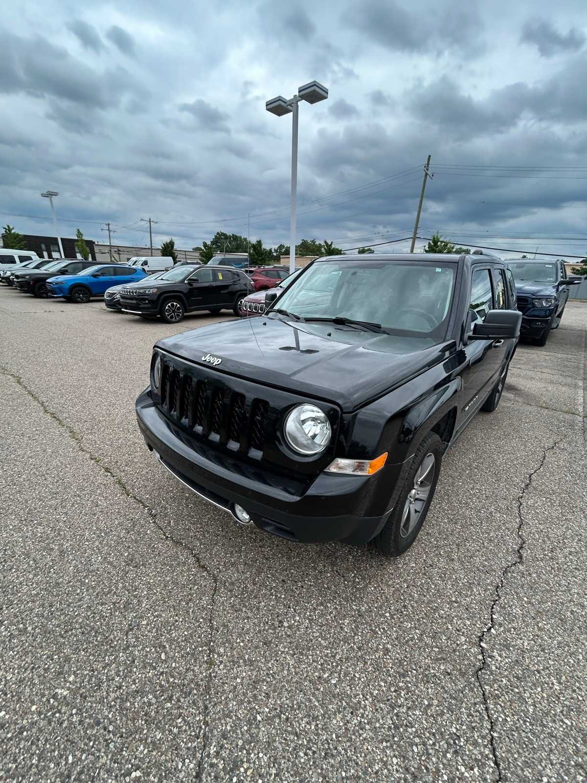 Thumbnail: 2017 Jeep Patriot - 2