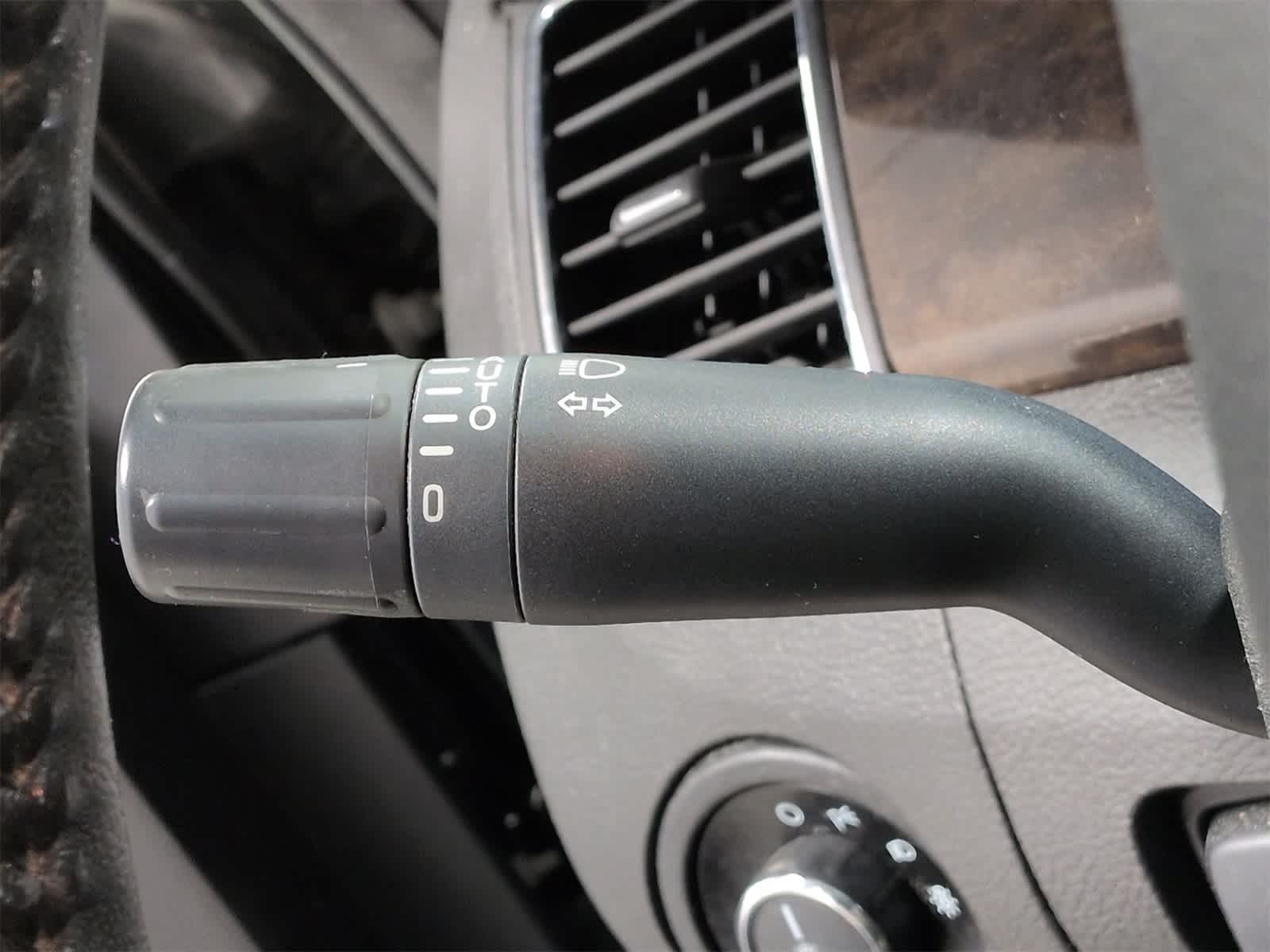 Thumbnail: 2016 Ford Taurus - 29