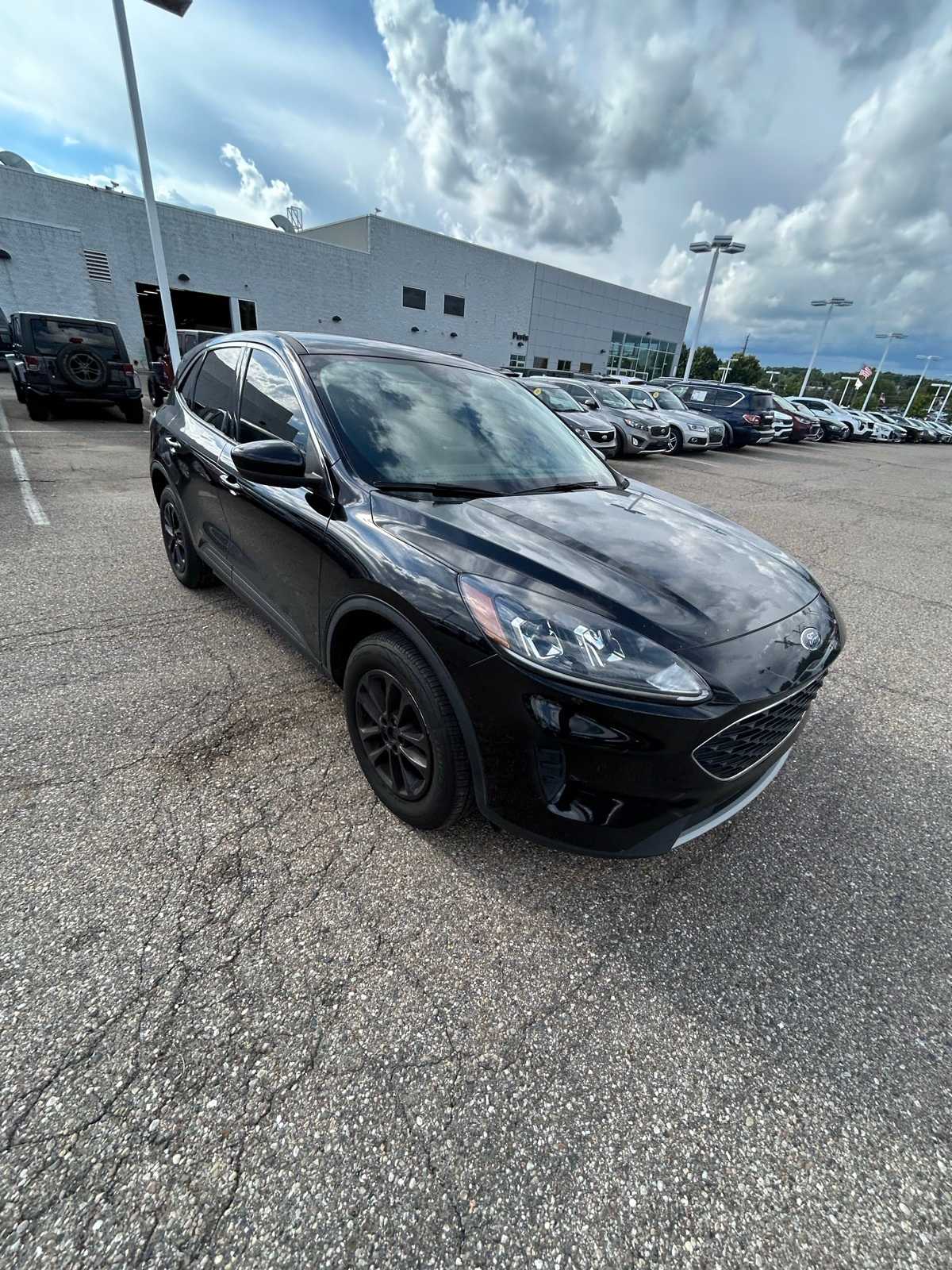 Thumbnail: 2021 Ford Escape - 5