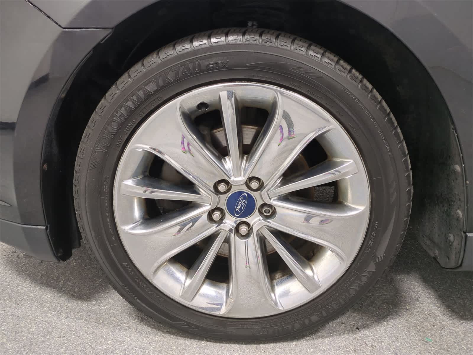Thumbnail: 2010 Ford Taurus - 14