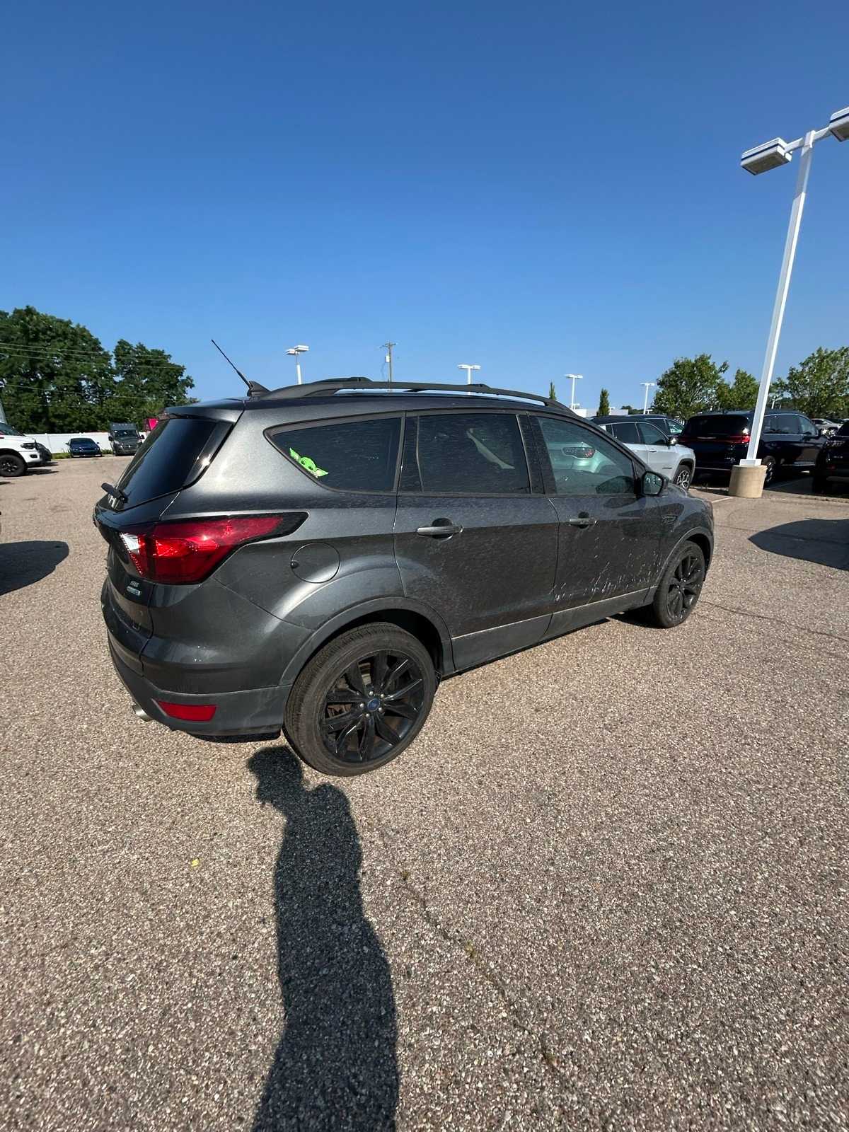 Thumbnail: 2019 Ford Escape - 17