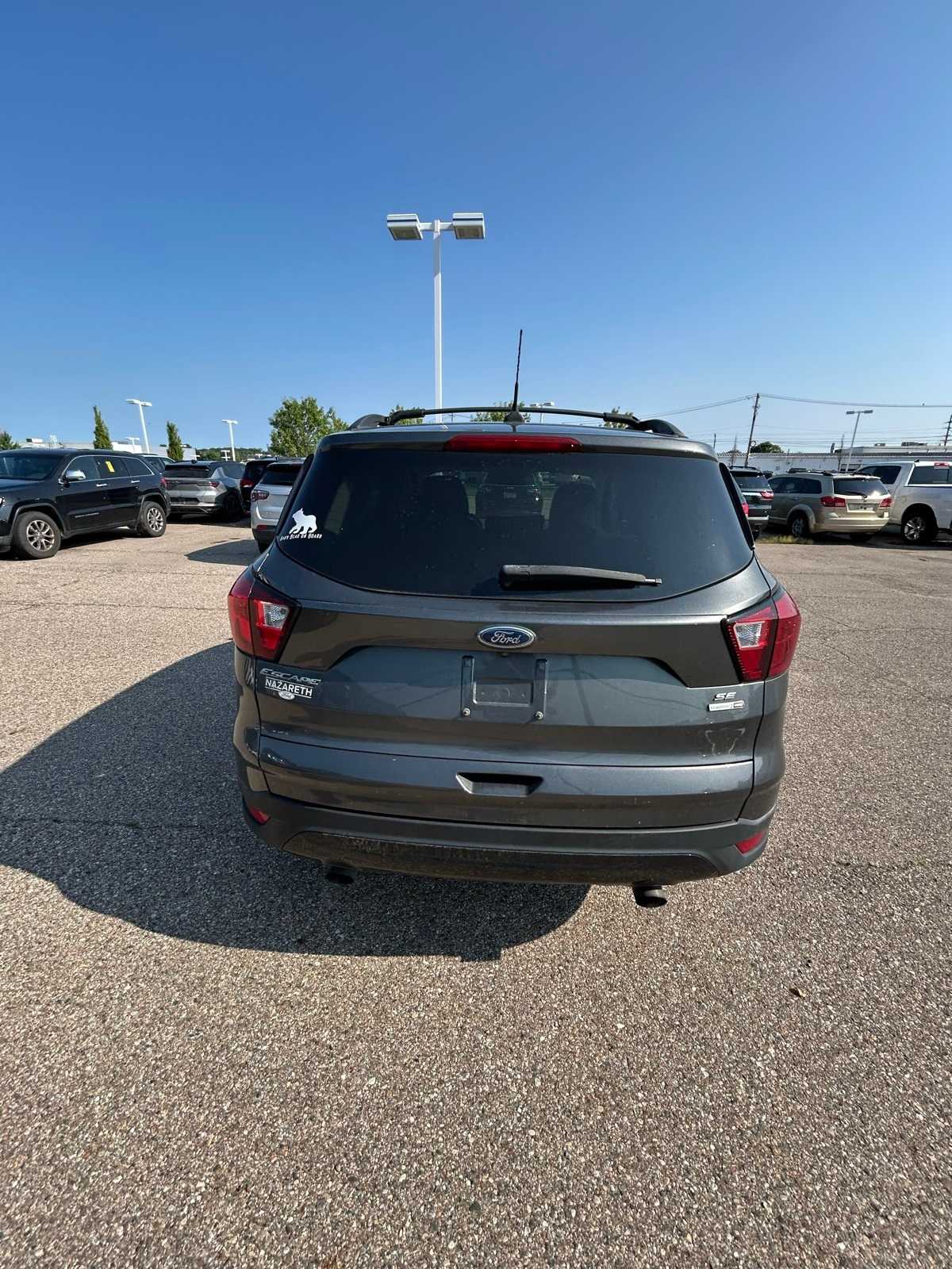 Thumbnail: 2019 Ford Escape - 19