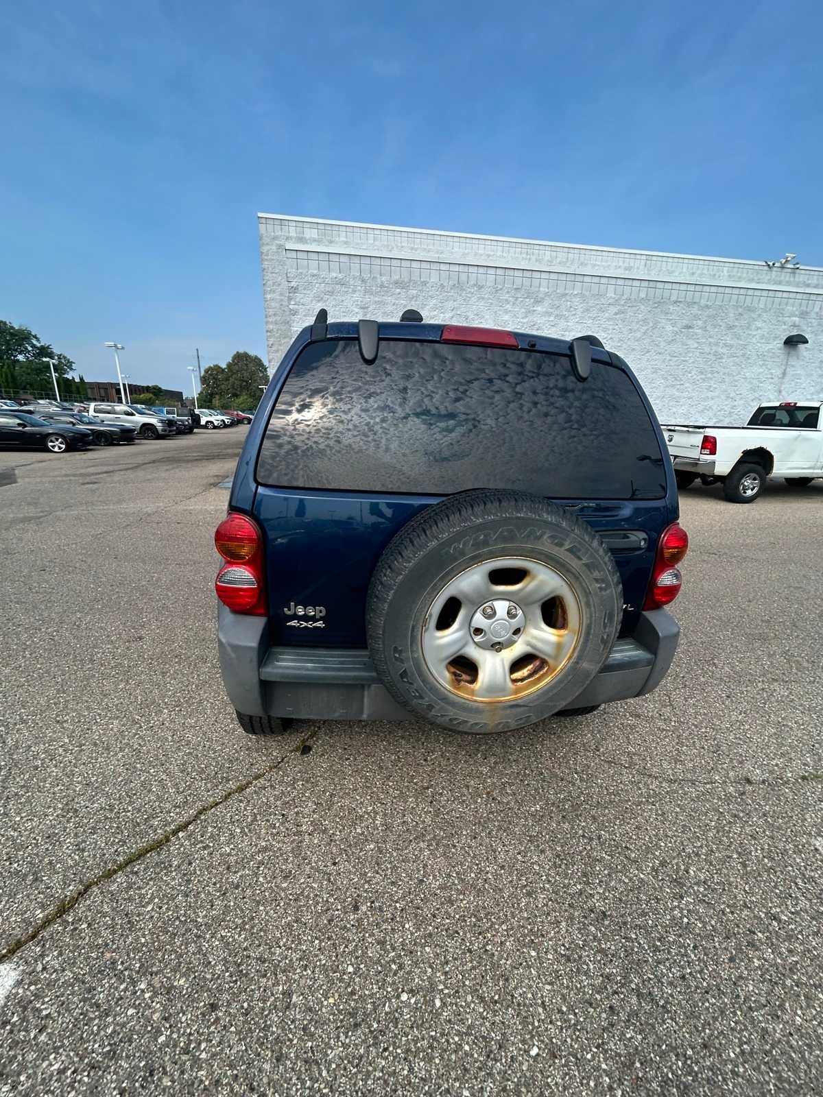 Thumbnail: 2002 Jeep Liberty - 21