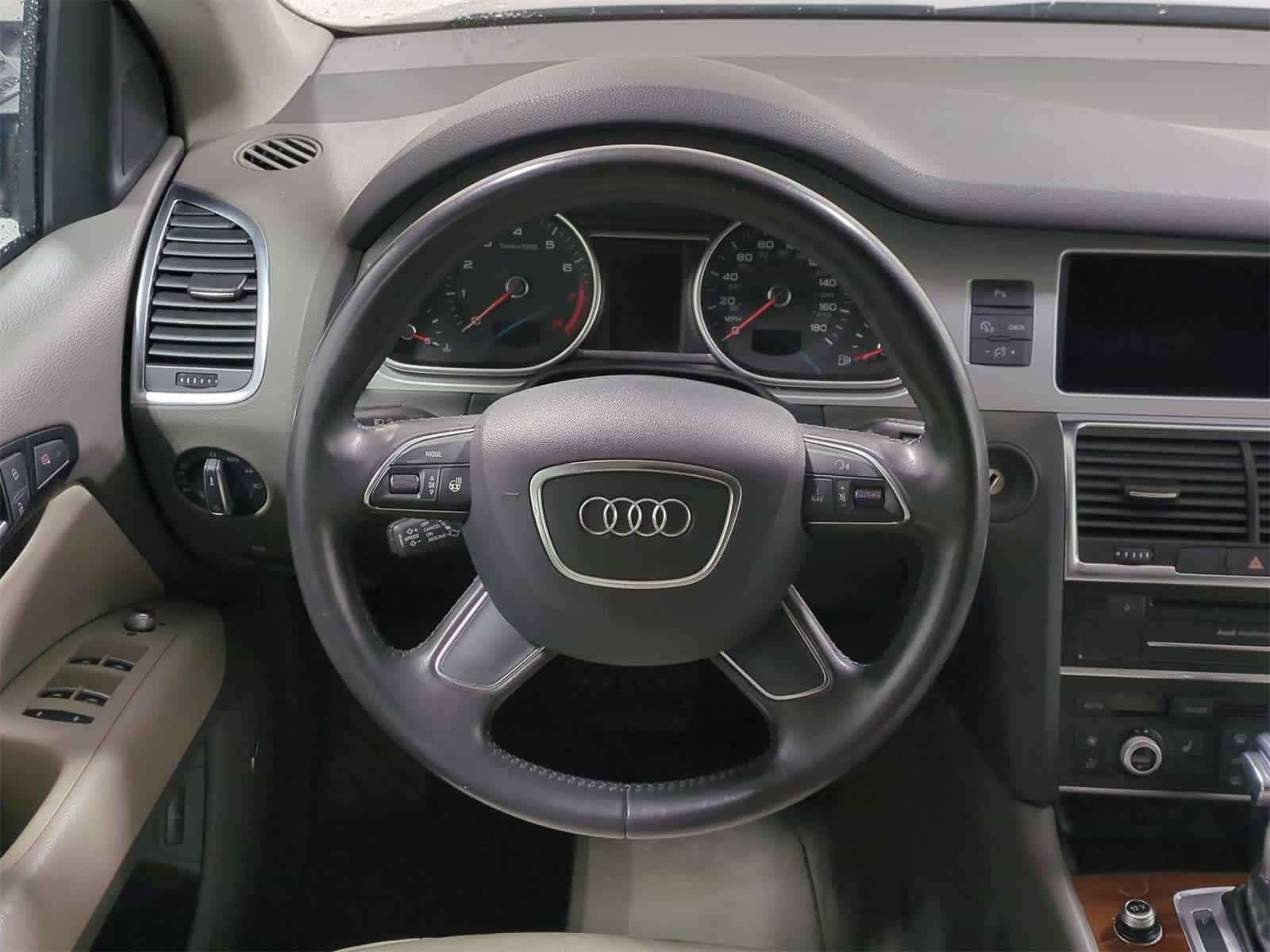 Thumbnail: 2014 Audi Q7 - 24
