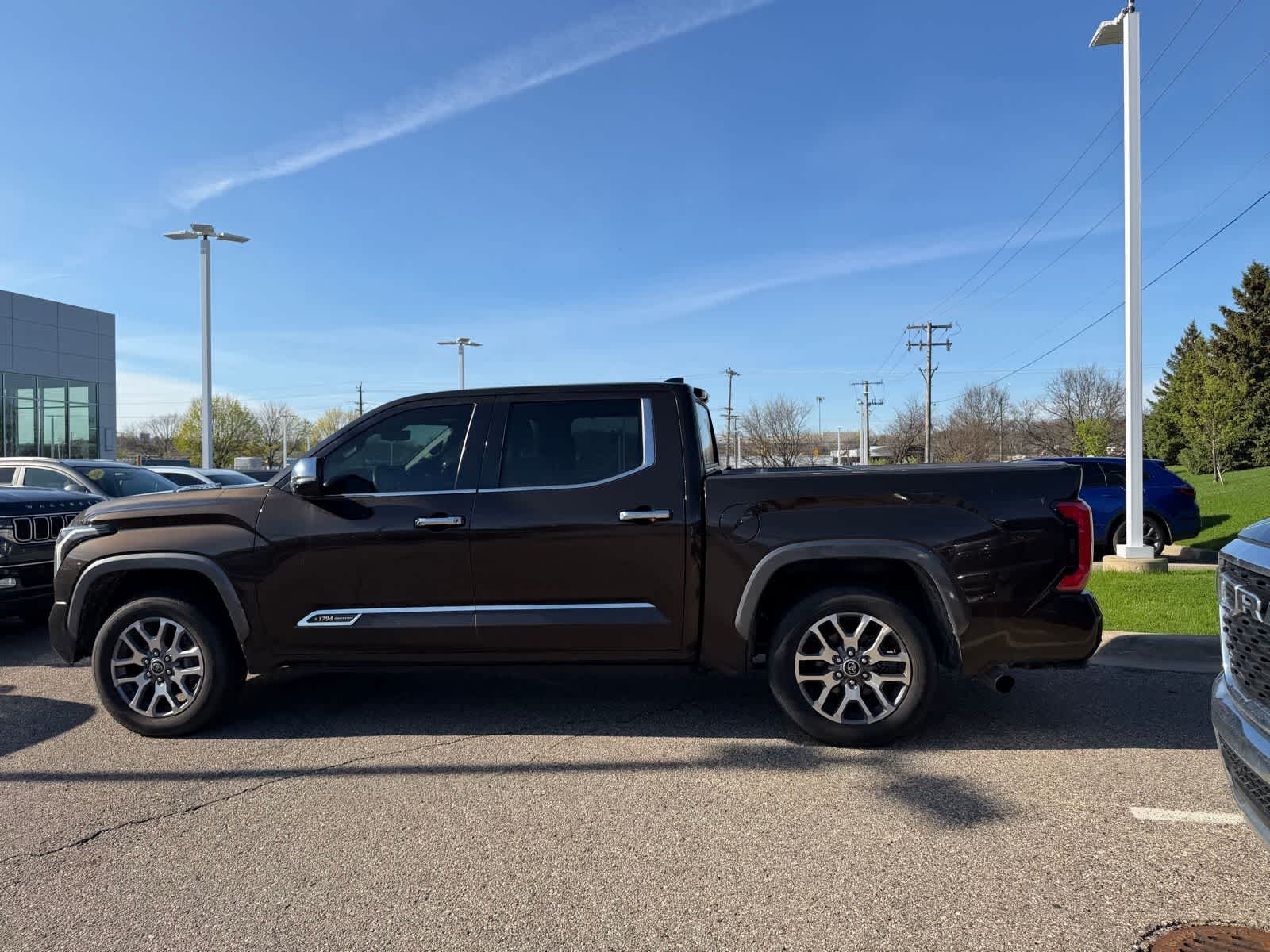 Thumbnail: 2022 Toyota Tundra - 33