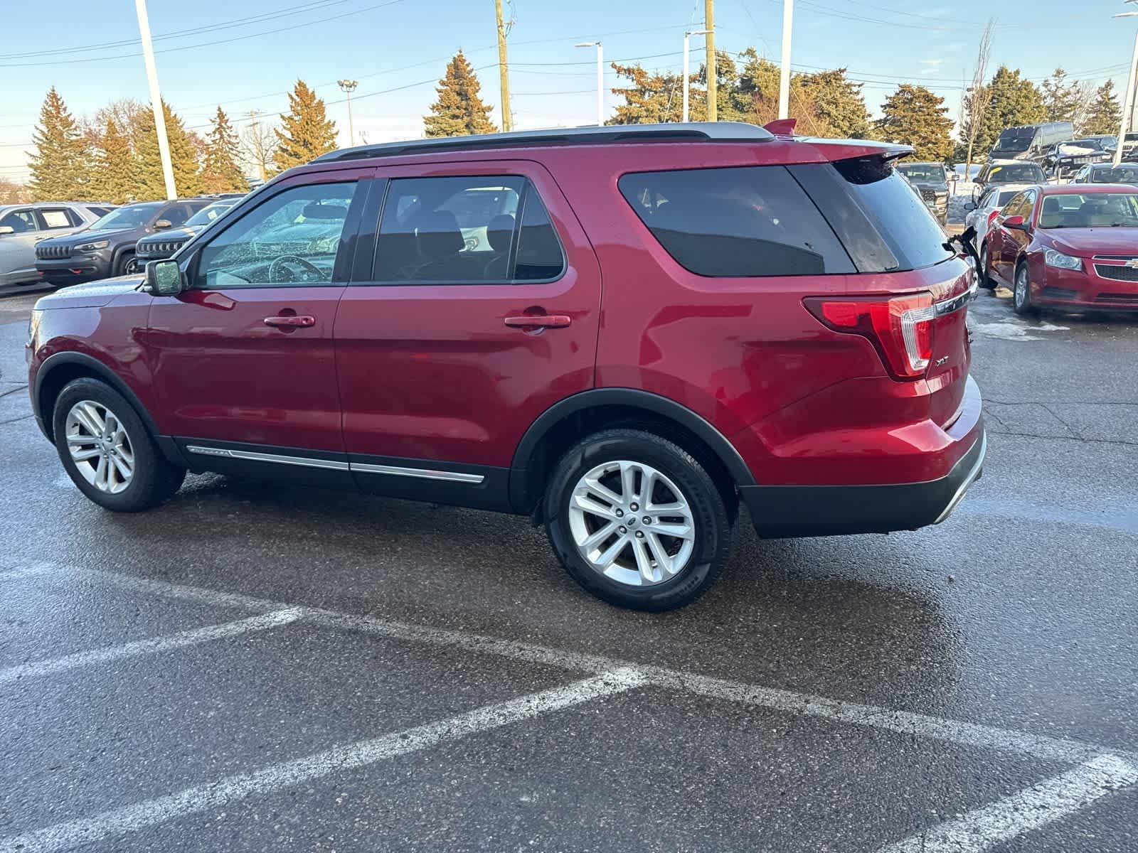 Thumbnail: 2017 Ford Explorer - 20