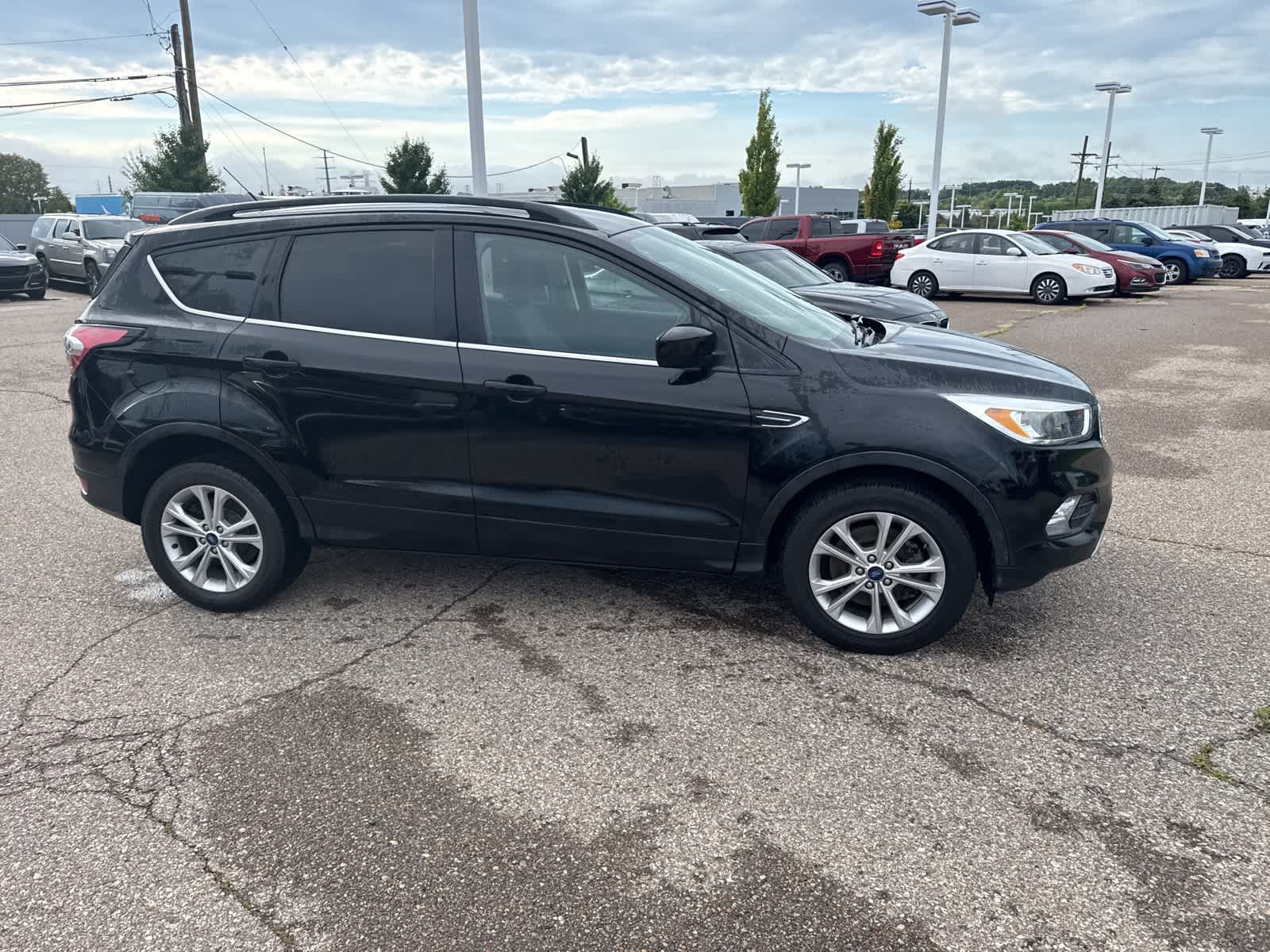 Thumbnail: 2018 Ford Escape - 11