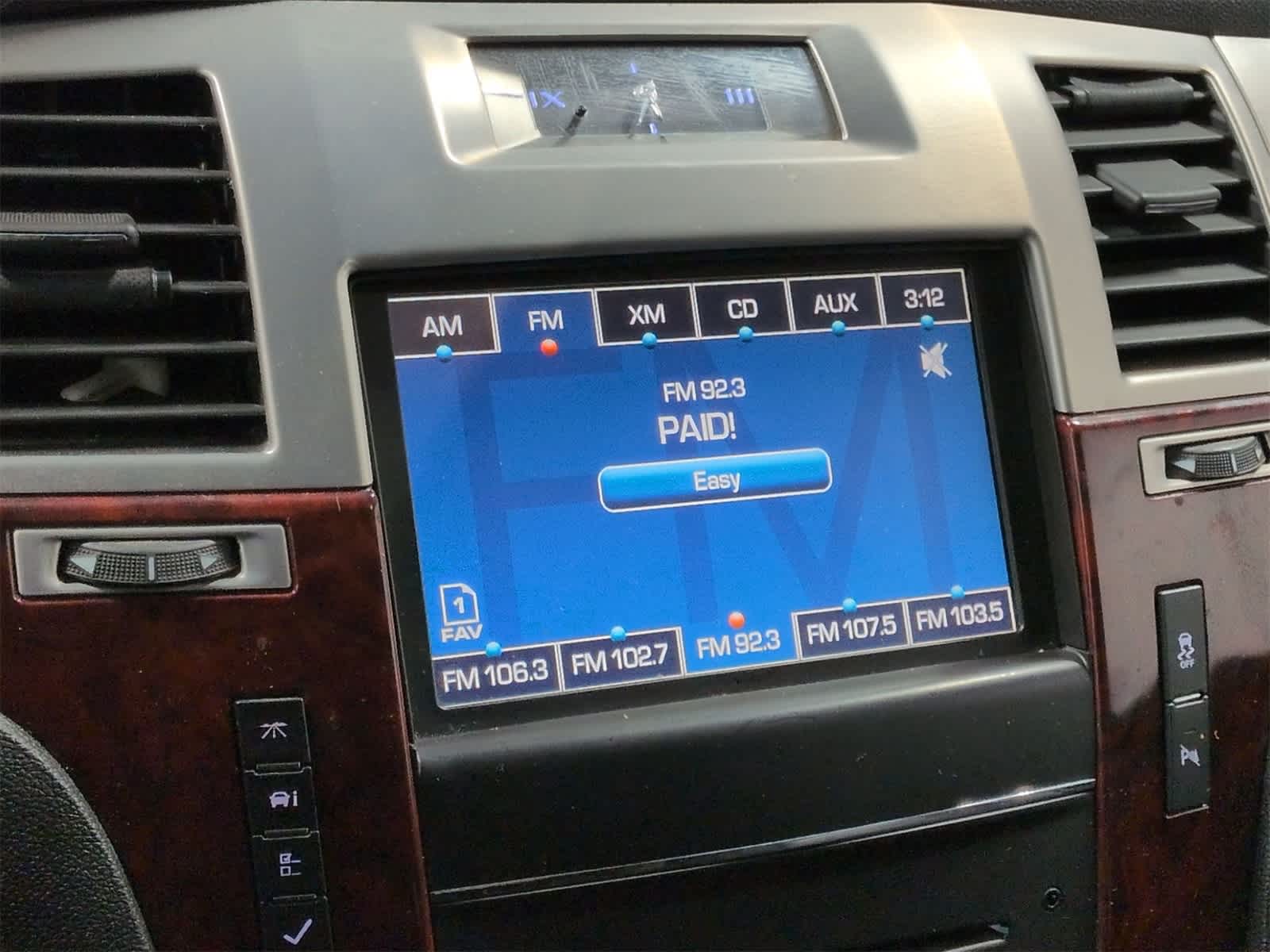 Thumbnail: 2012 Cadillac Escalade - 30