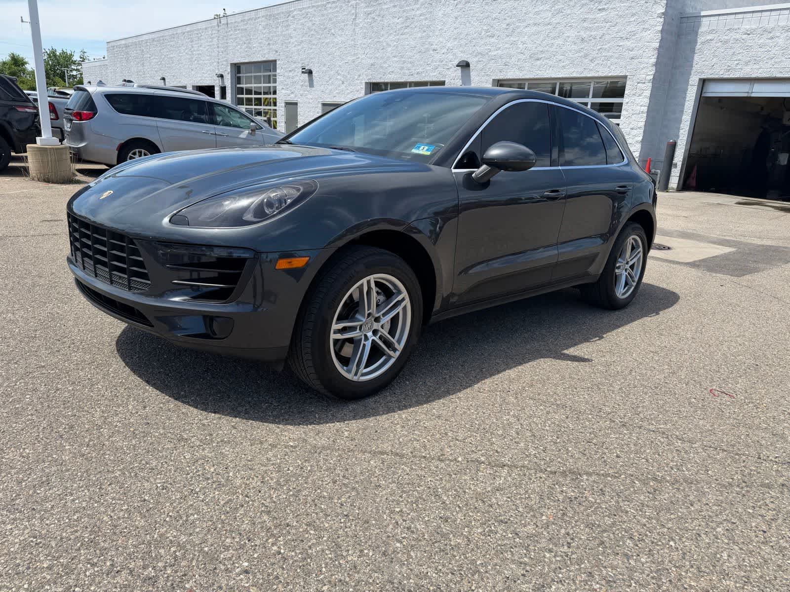 2017 Porsche Macan S's photo