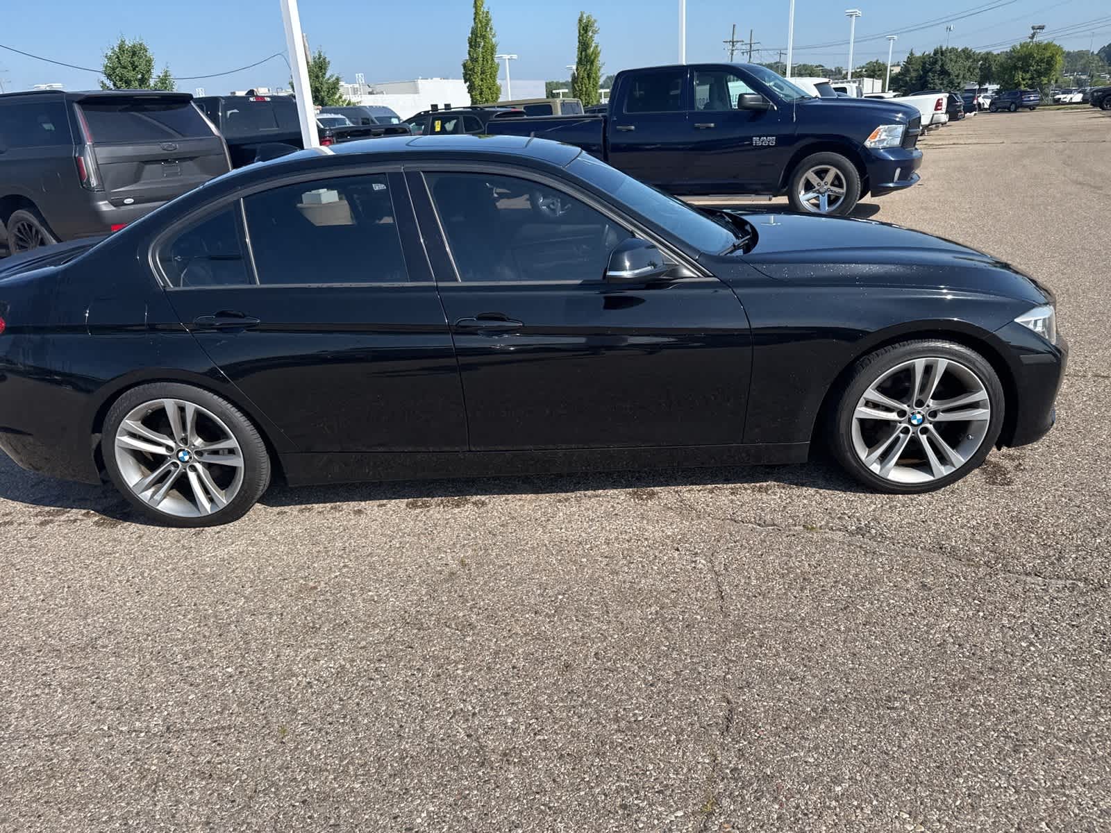 Thumbnail: 2015 BMW 3 Series - 12
