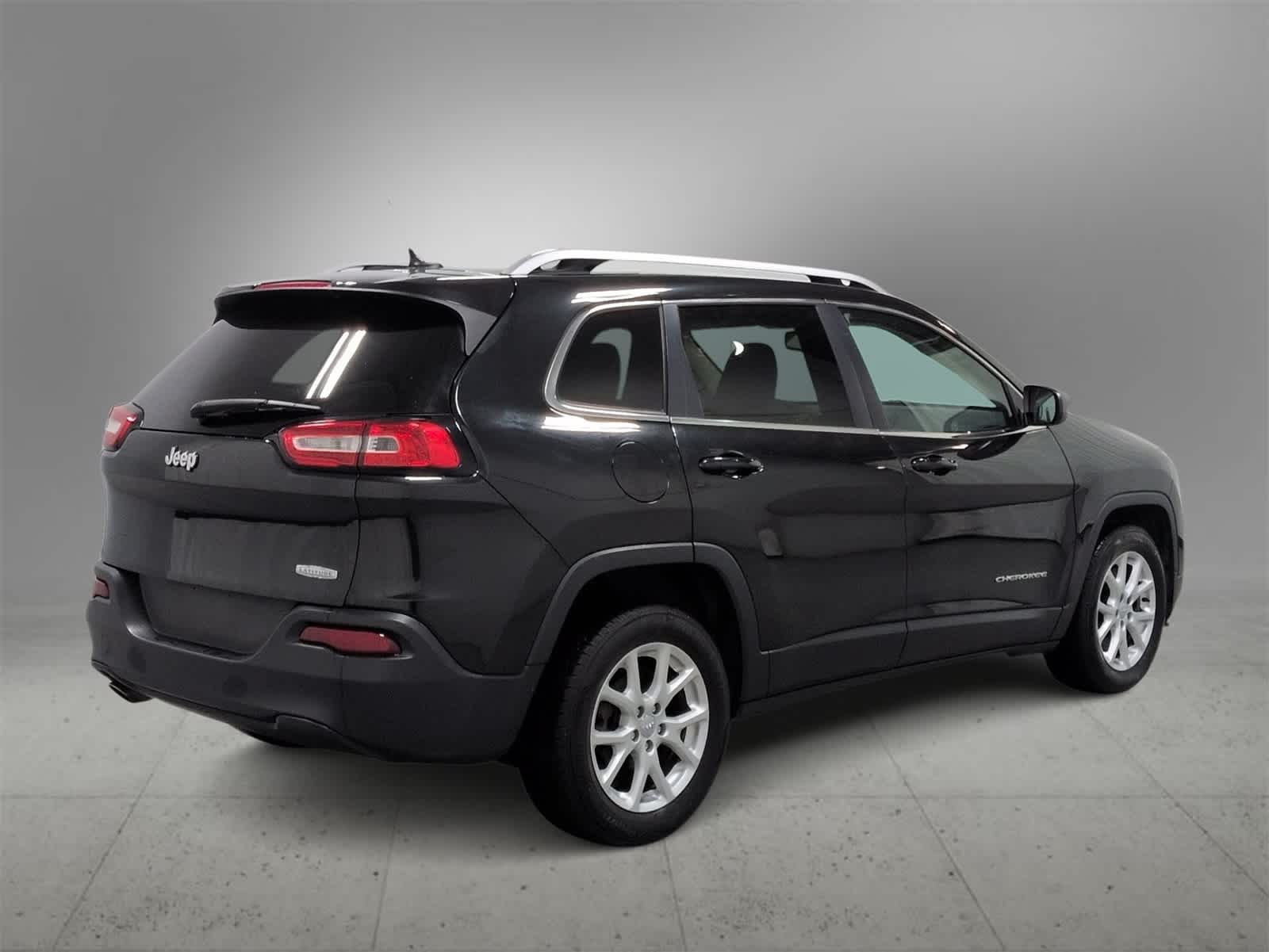 Thumbnail: 2014 Jeep Cherokee - 8
