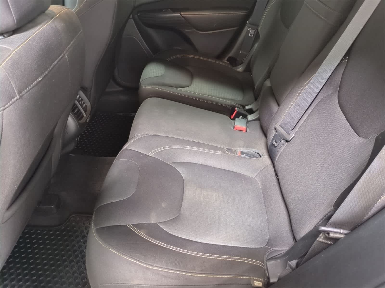 Thumbnail: 2016 Jeep Cherokee - 19