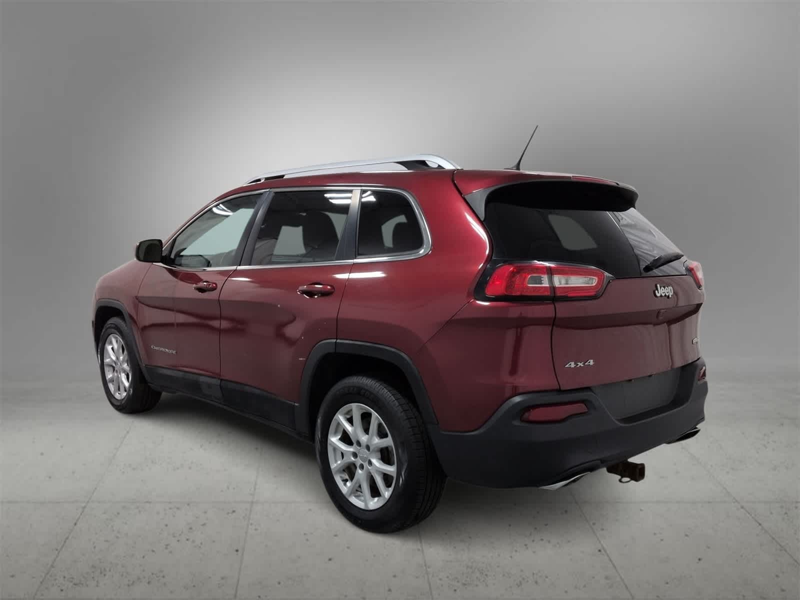Thumbnail: 2015 Jeep Cherokee - 6