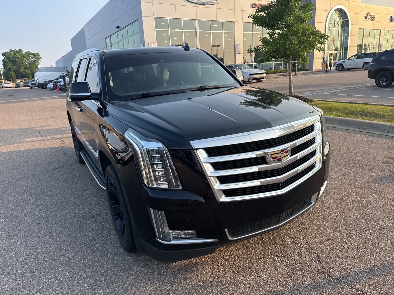 Thumbnail: 2018 Cadillac Escalade - 7