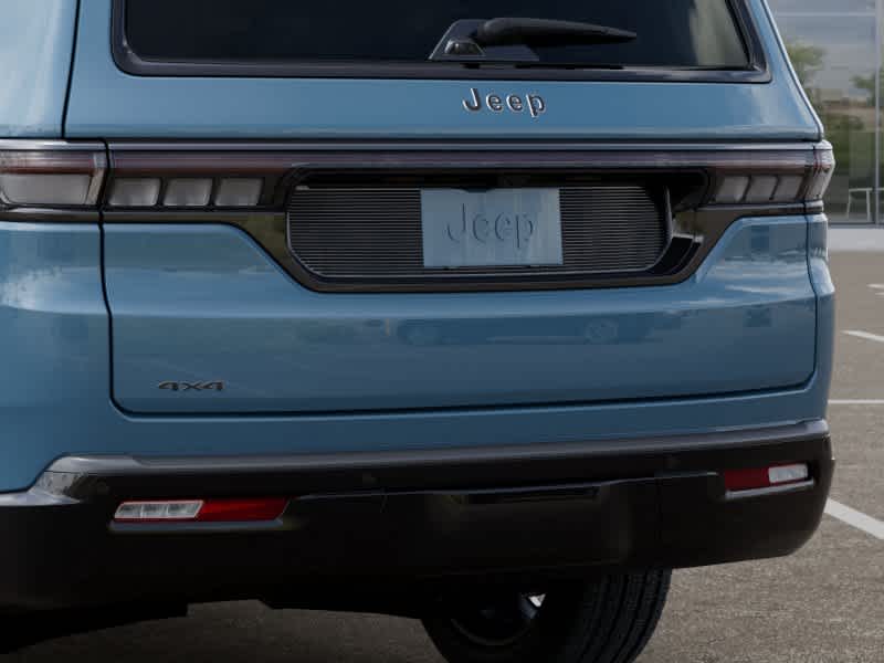 Thumbnail: 2026 Jeep Grand Wagoneer - 13