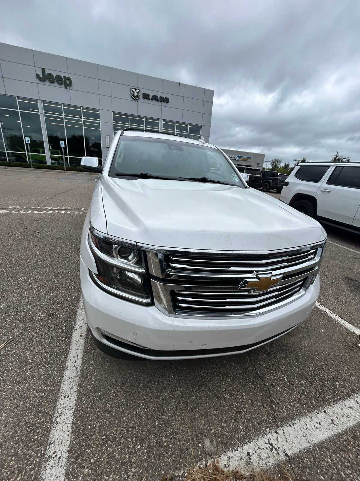 Thumbnail: 2018 Chevrolet Tahoe - 8