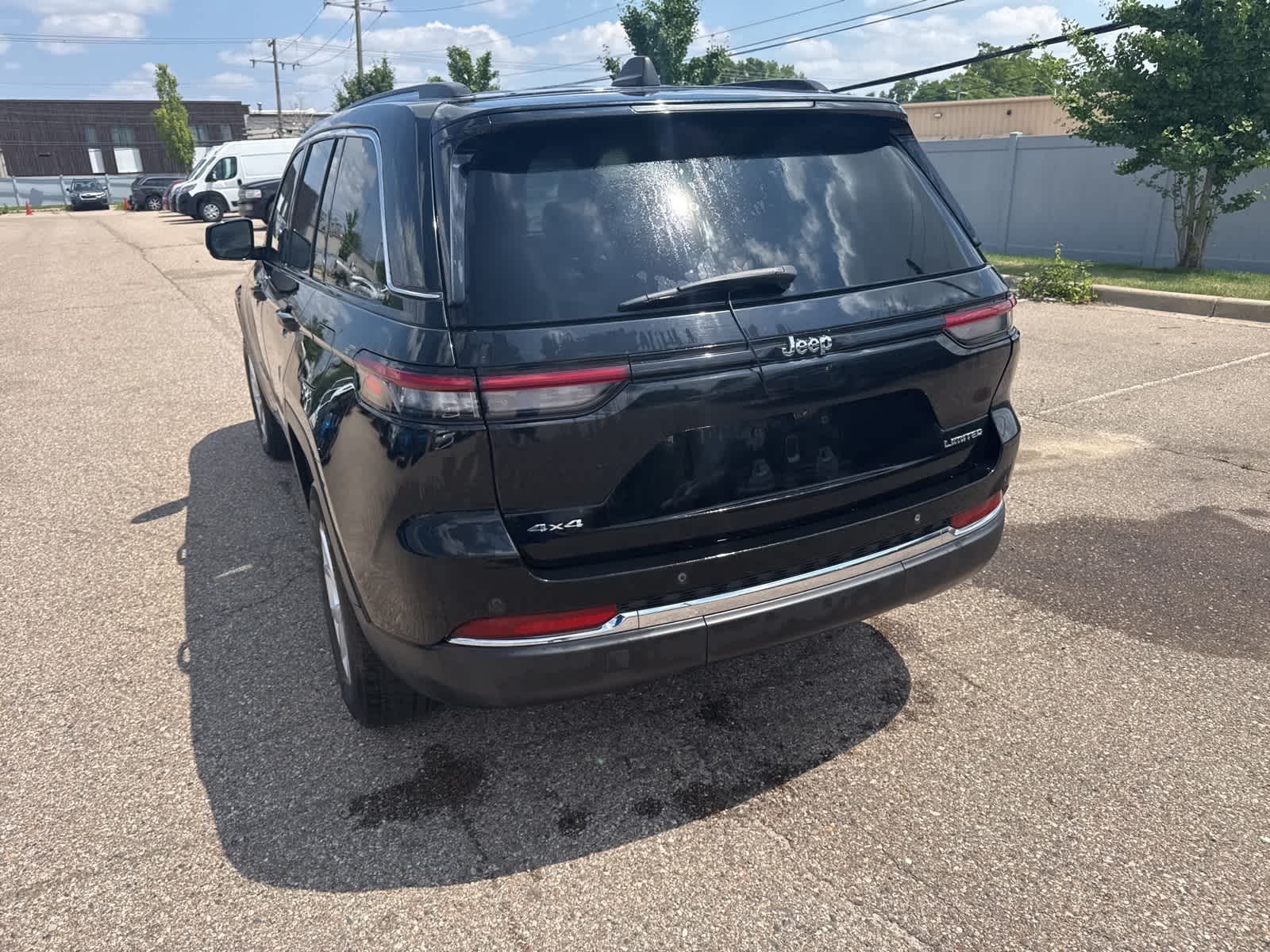 Thumbnail: 2023 Jeep Grand Cherokee - 21