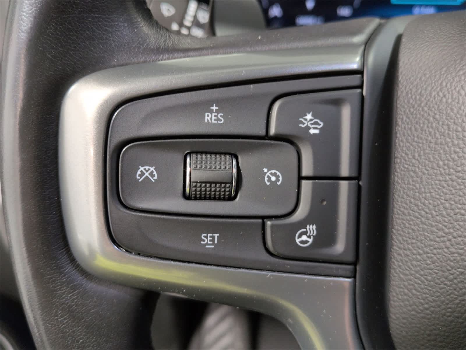 Thumbnail: 2022 Chevrolet Silverado 1500 - 24