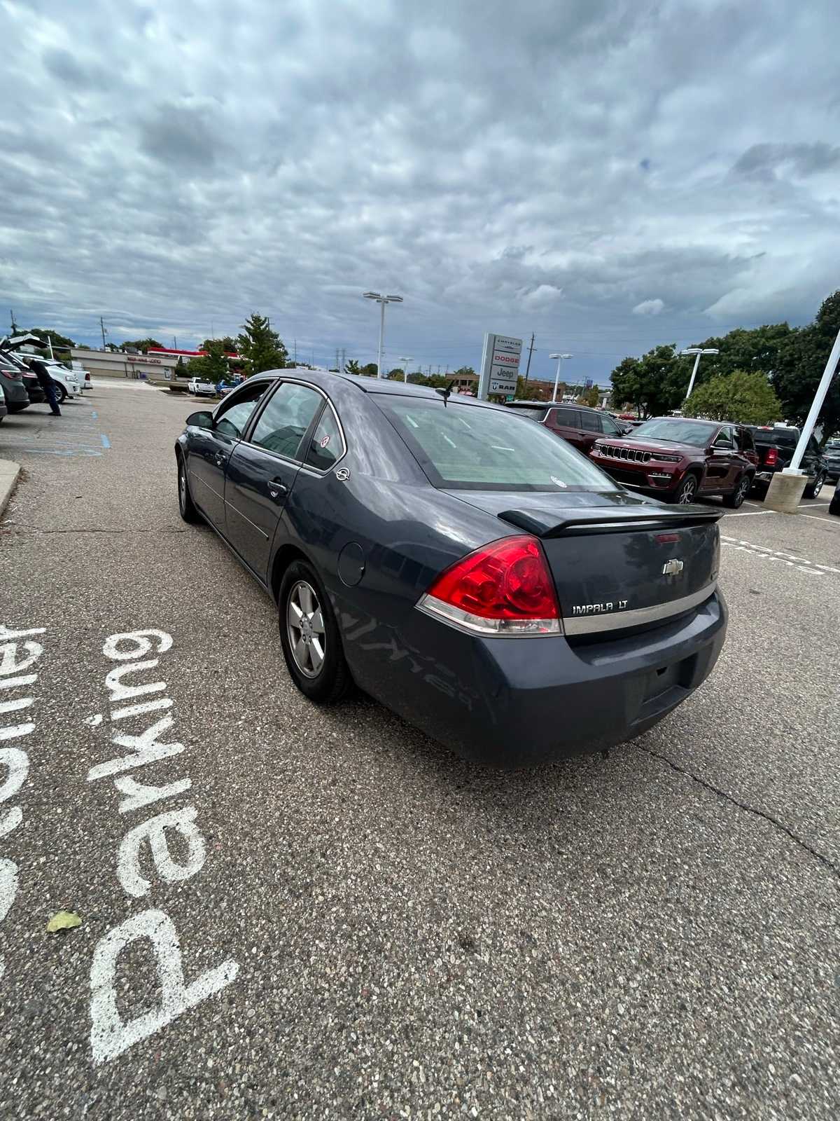 Thumbnail: 2008 Chevrolet Impala - 22