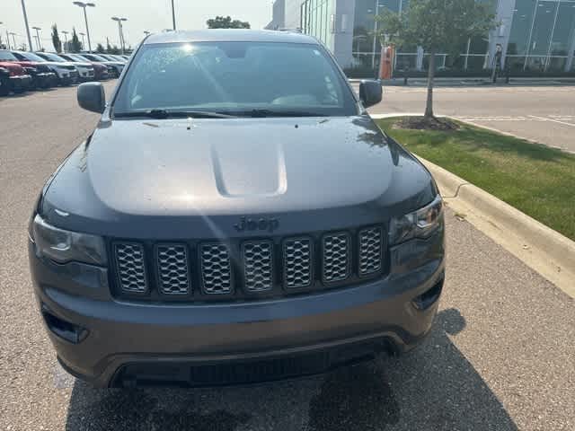 Used 2018 Jeep Grand Cherokee Altitude with VIN 1C4RJFAG3JC491764 for sale in Farmington, MI